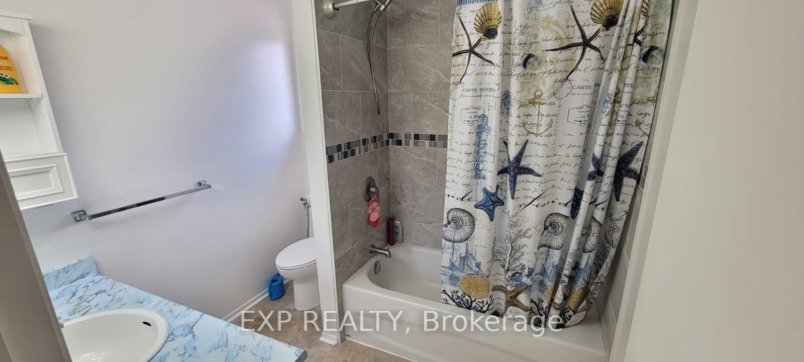 Photo 16 of 796 Harlequin Crescent, Ottawa, Chatelaine Village — HOMEH