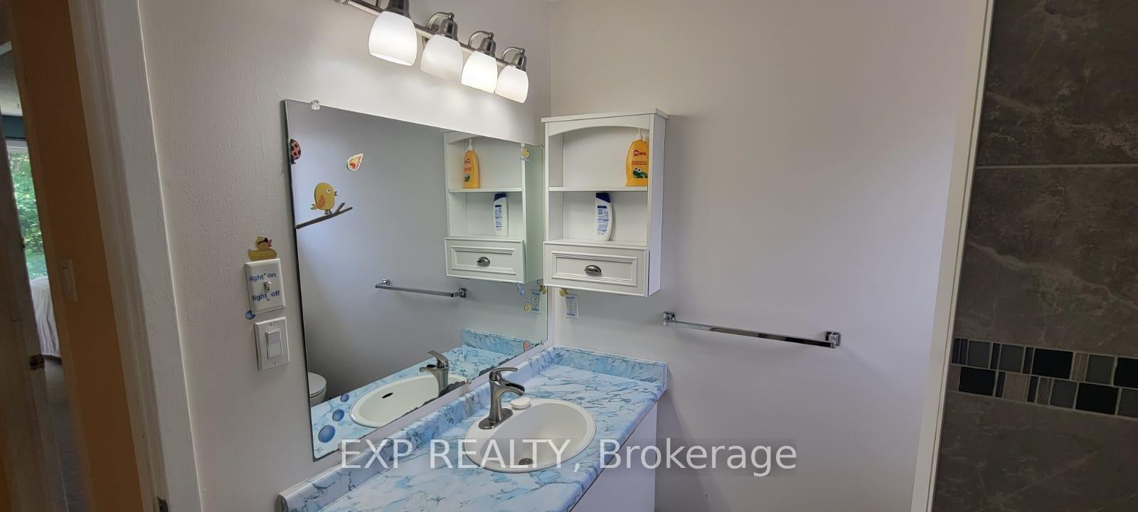 Photo 17 of 796 Harlequin Crescent, Ottawa, Chatelaine Village — HOMEH