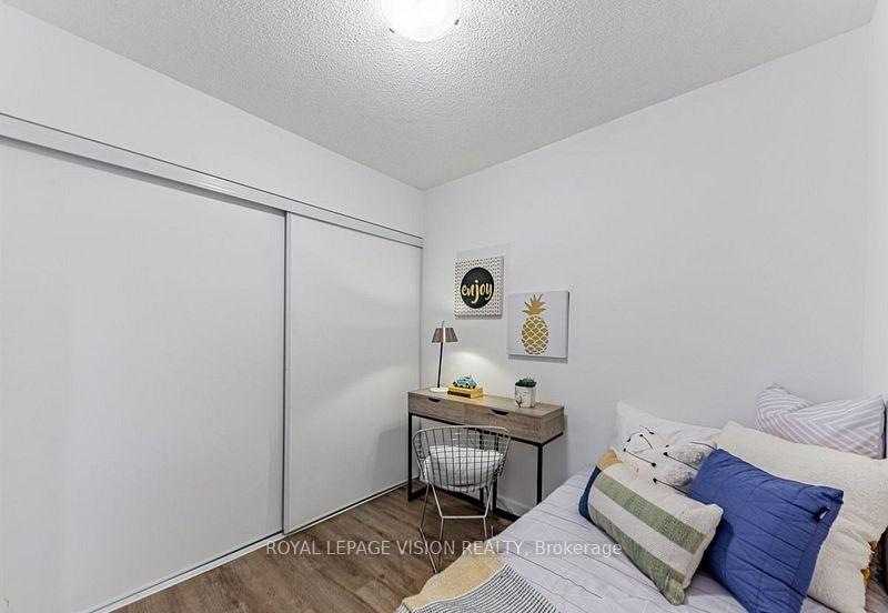 Photo 9 of Unit 3308, 38 Lee Centre Drive, Scarborough, Woburn — HOMEH