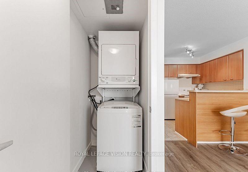 Photo 19 of Unit 3308, 38 Lee Centre Drive, Scarborough, Woburn — HOMEH