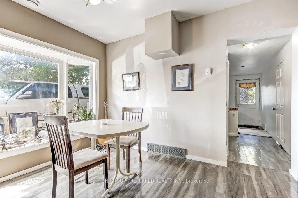 Photo 13 of 1136 Brydges Street, London, East M — HOMEH