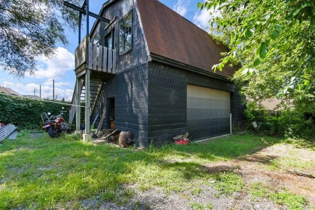 Photo 25 of 1136 Brydges Street, London, East M — HOMEH