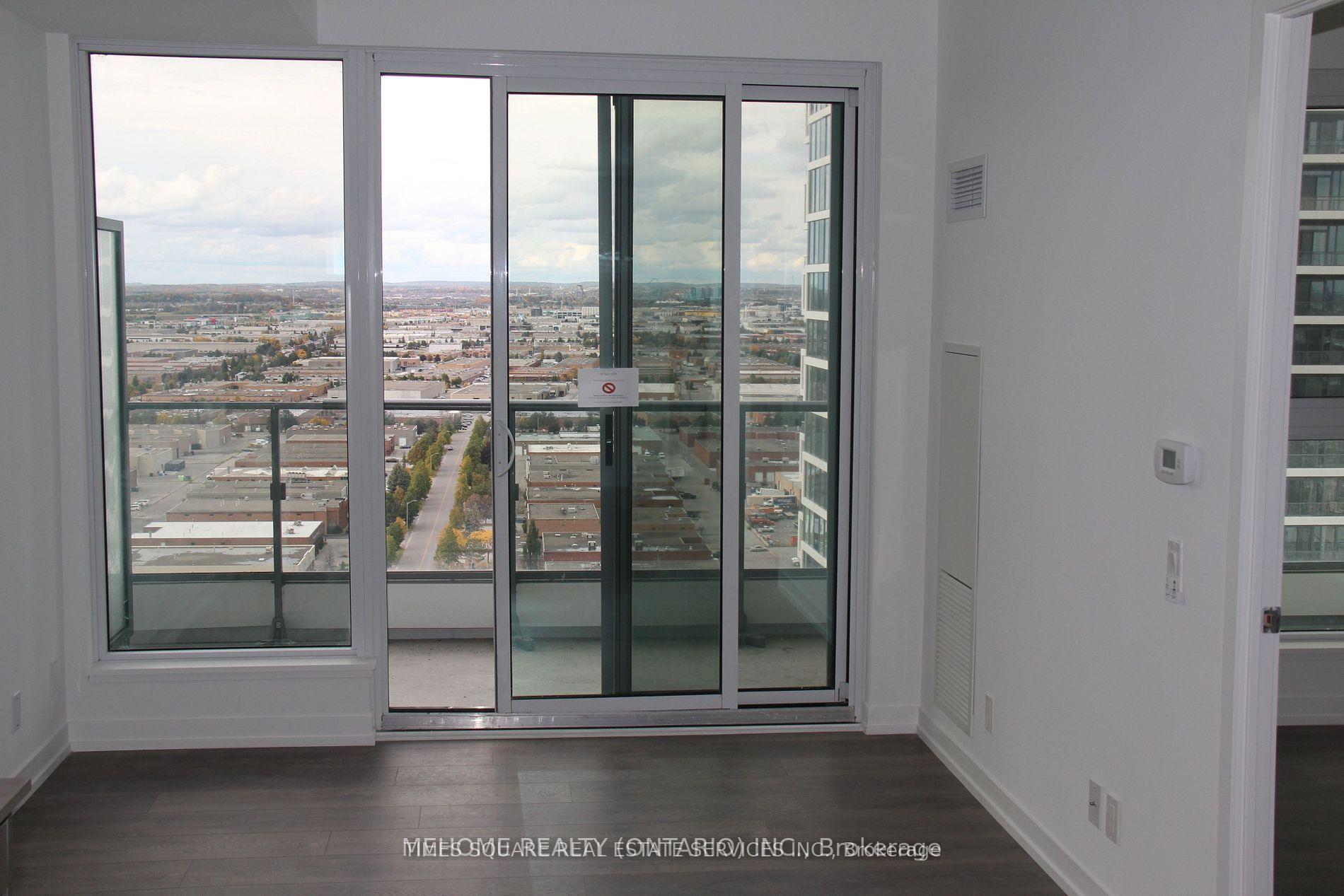 Photo 5 of Unit 2711, 5 Buttermill Avenue, Vaughan, Vaughan Corporate Centre — HOMEH