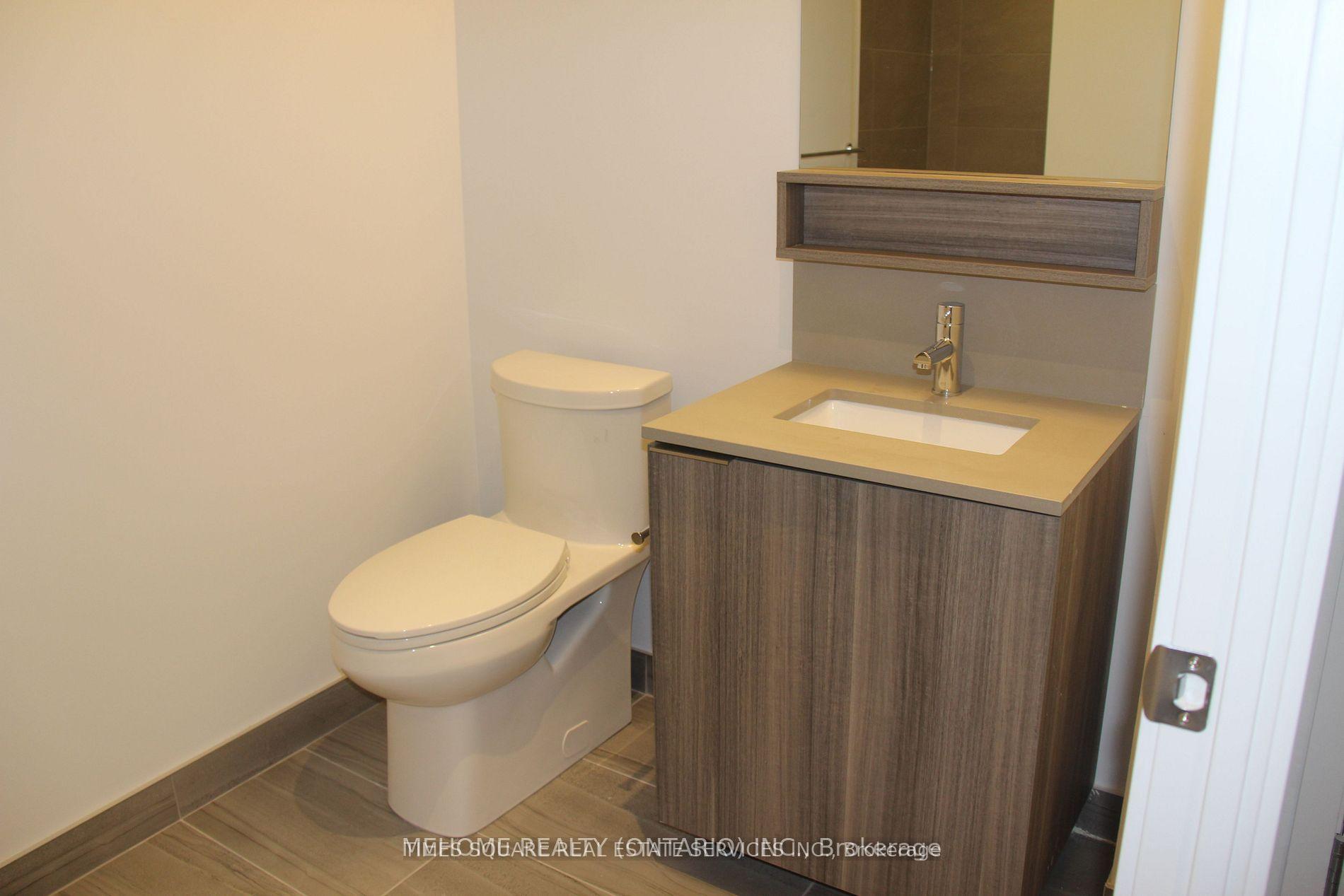 Photo 10 of Unit 2711, 5 Buttermill Avenue, Vaughan, Vaughan Corporate Centre — HOMEH