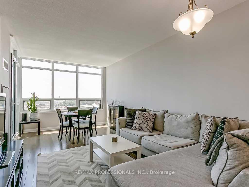 Photo 10 of Unit 1311, 1055 Southdown Road, Mississauga, Clarkson — HOMEH