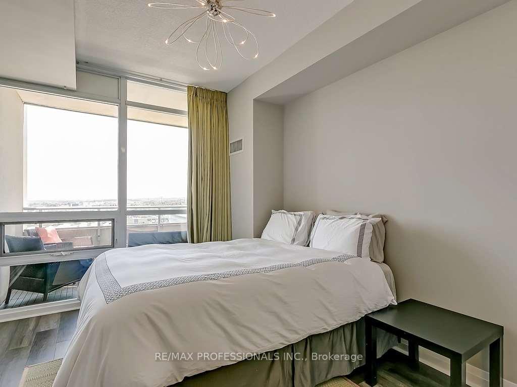 Photo 21 of Unit 1311, 1055 Southdown Road, Mississauga, Clarkson — HOMEH