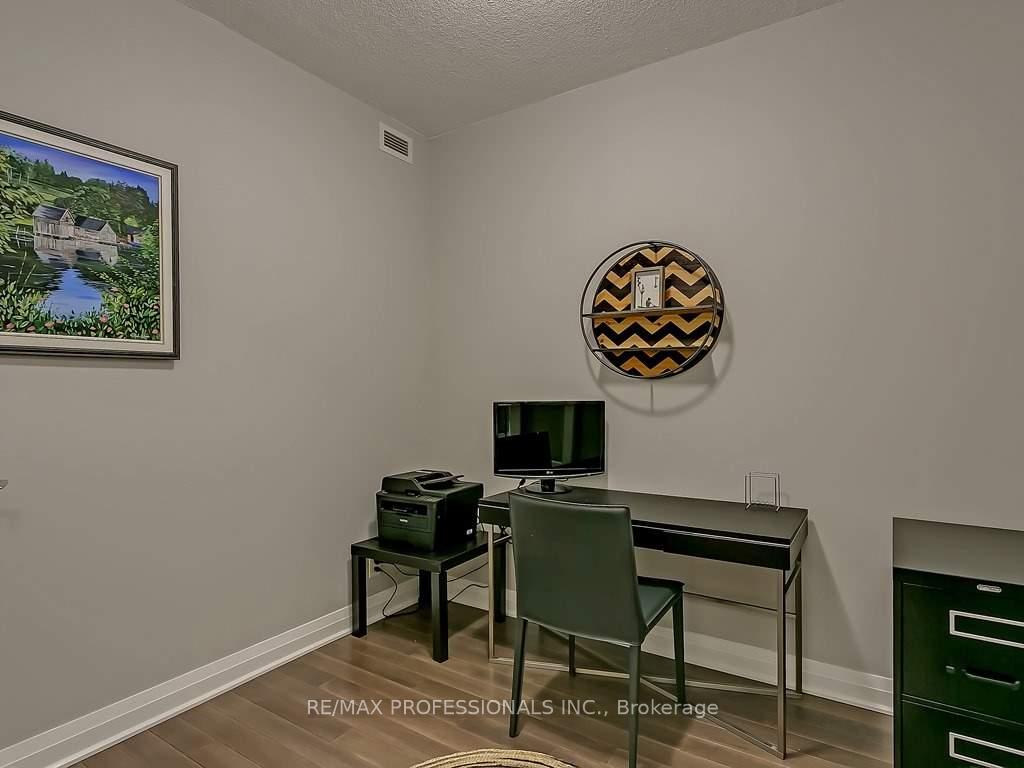 Photo 26 of Unit 1311, 1055 Southdown Road, Mississauga, Clarkson — HOMEH