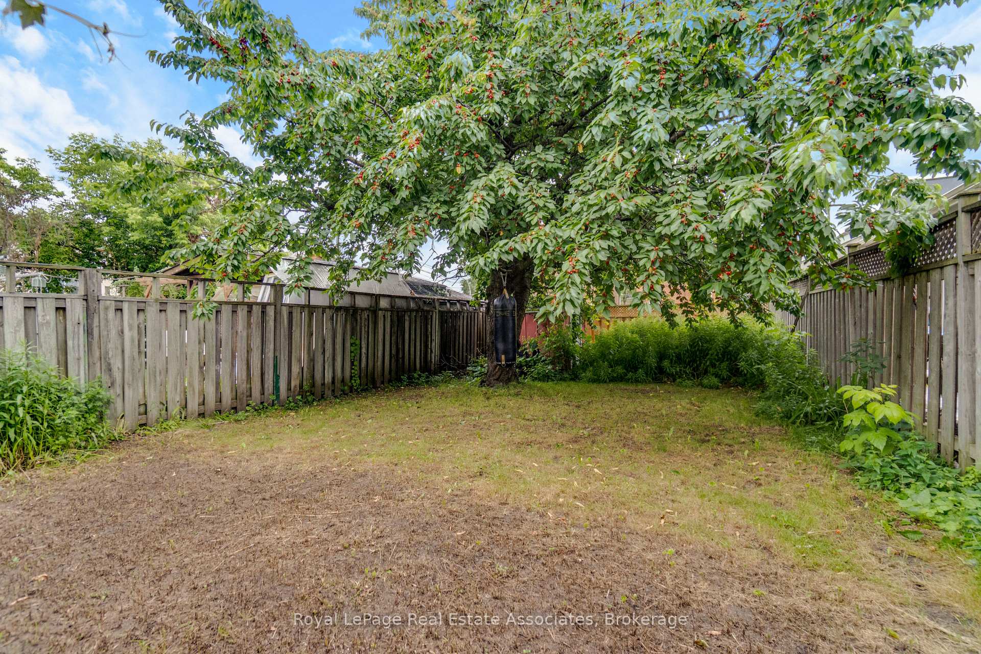 Photo 34 of 5 Homeview Avenue, Toronto, Rockcliffe-Smythe — HOMEH