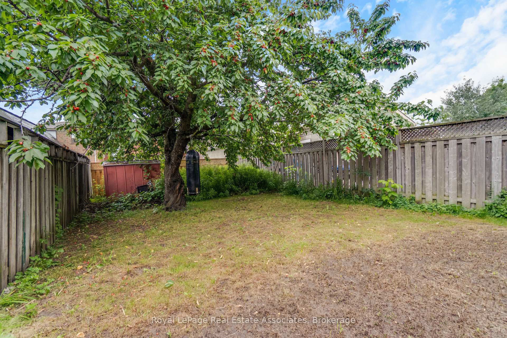 Photo 35 of 5 Homeview Avenue, Toronto, Rockcliffe-Smythe — HOMEH