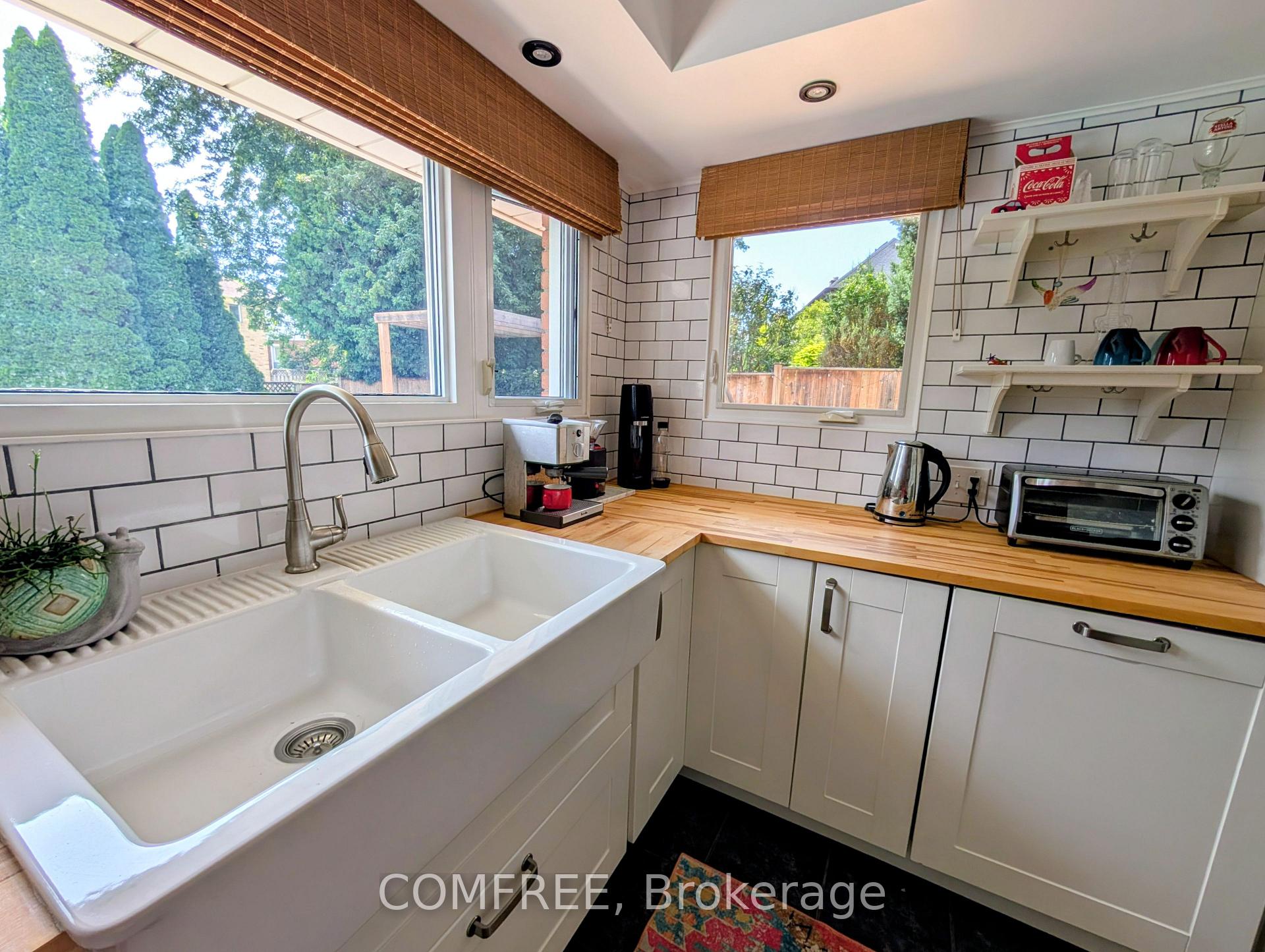 Photo 15 of 12 Millbridge Crescent, Pelham, Fonthill — HOMEH