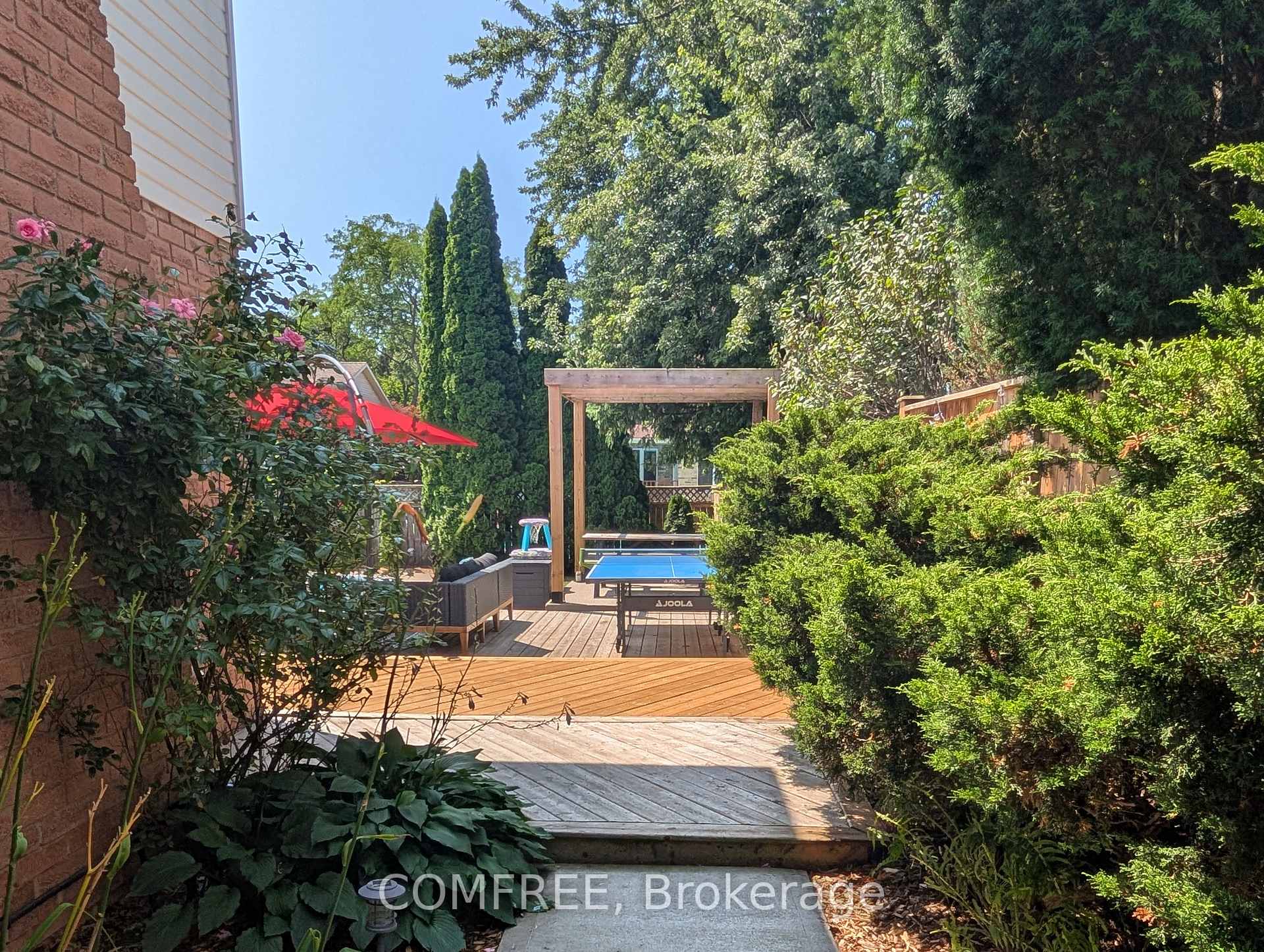Photo 25 of 12 Millbridge Crescent, Pelham, Fonthill — HOMEH