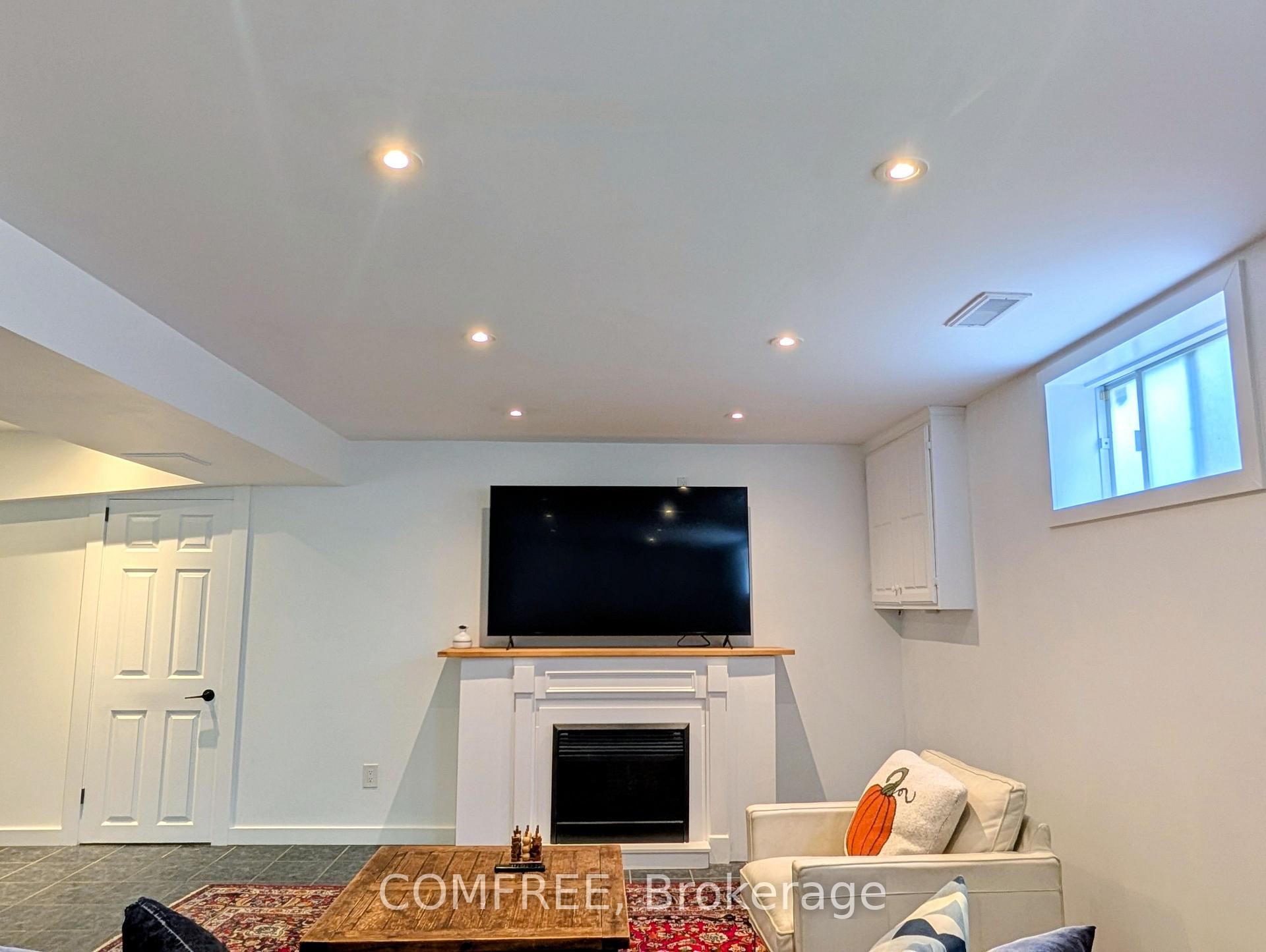 Photo 51 of 12 Millbridge Crescent, Pelham, Fonthill — HOMEH