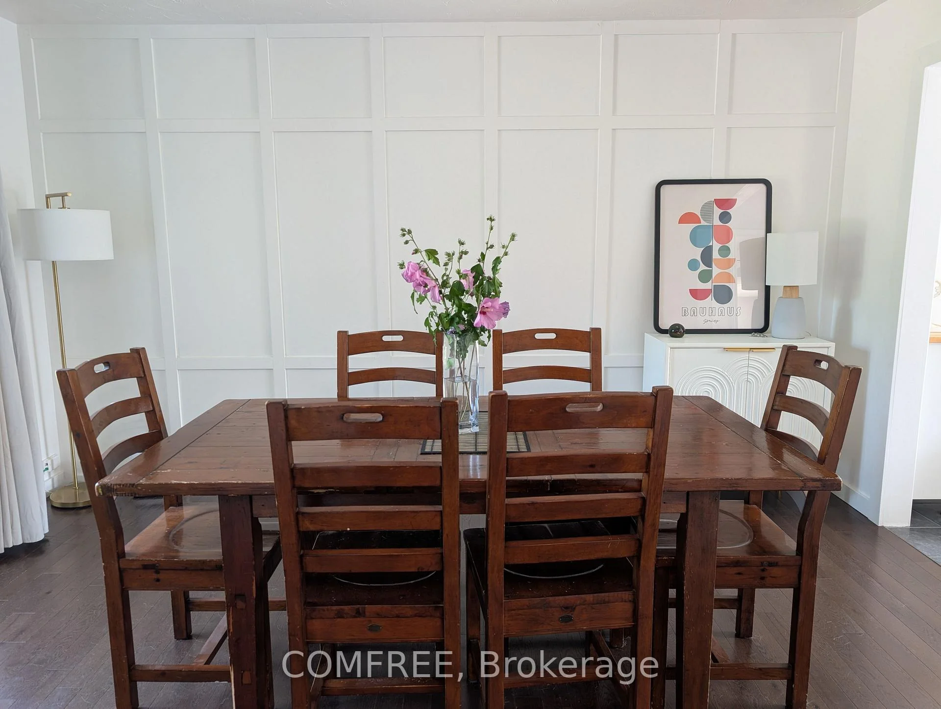 Photo 10 of 12 Millbridge Crescent, Pelham, Fonthill — HOMEH
