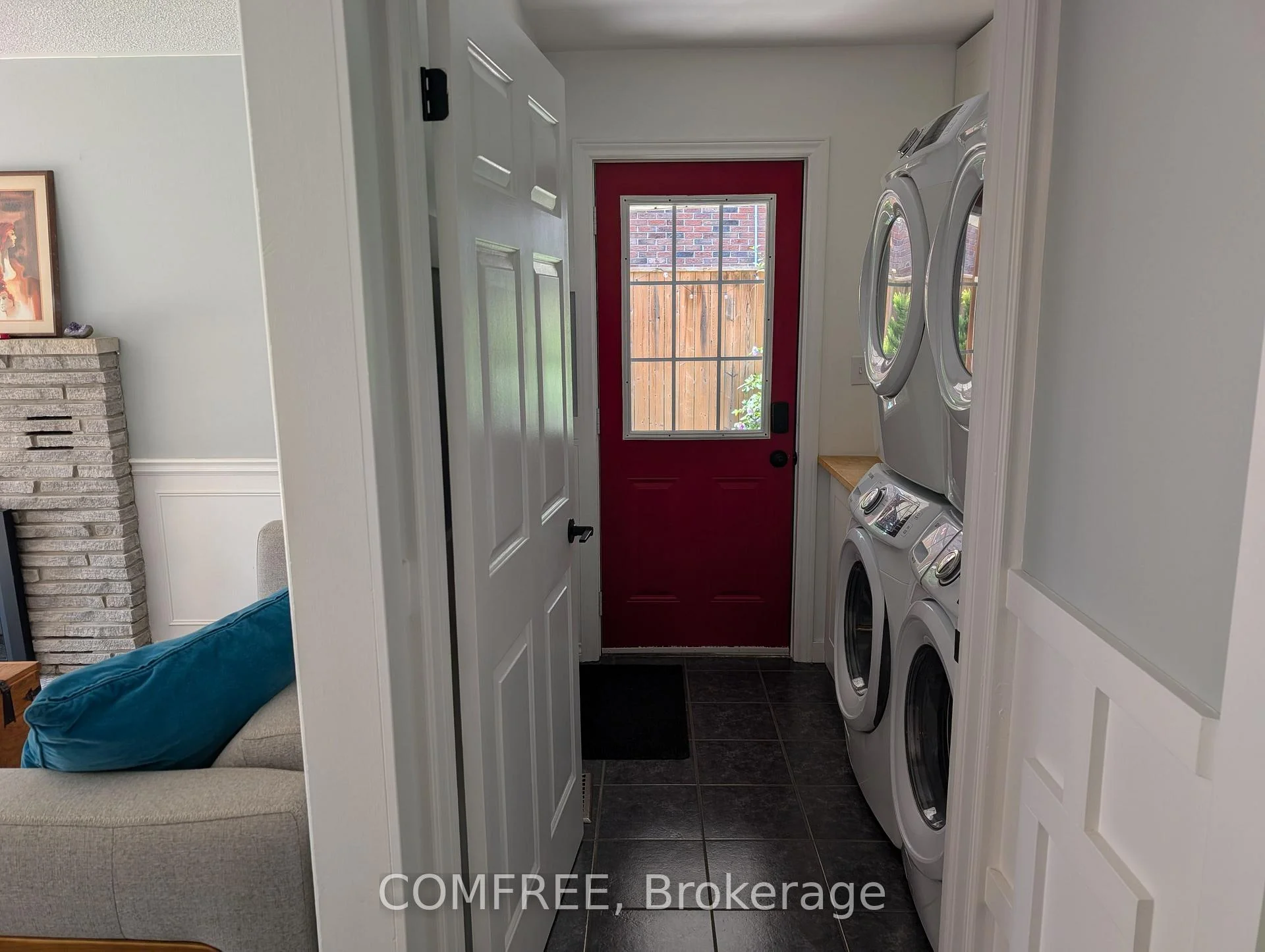 Photo 30 of 12 Millbridge Crescent, Pelham, Fonthill — HOMEH