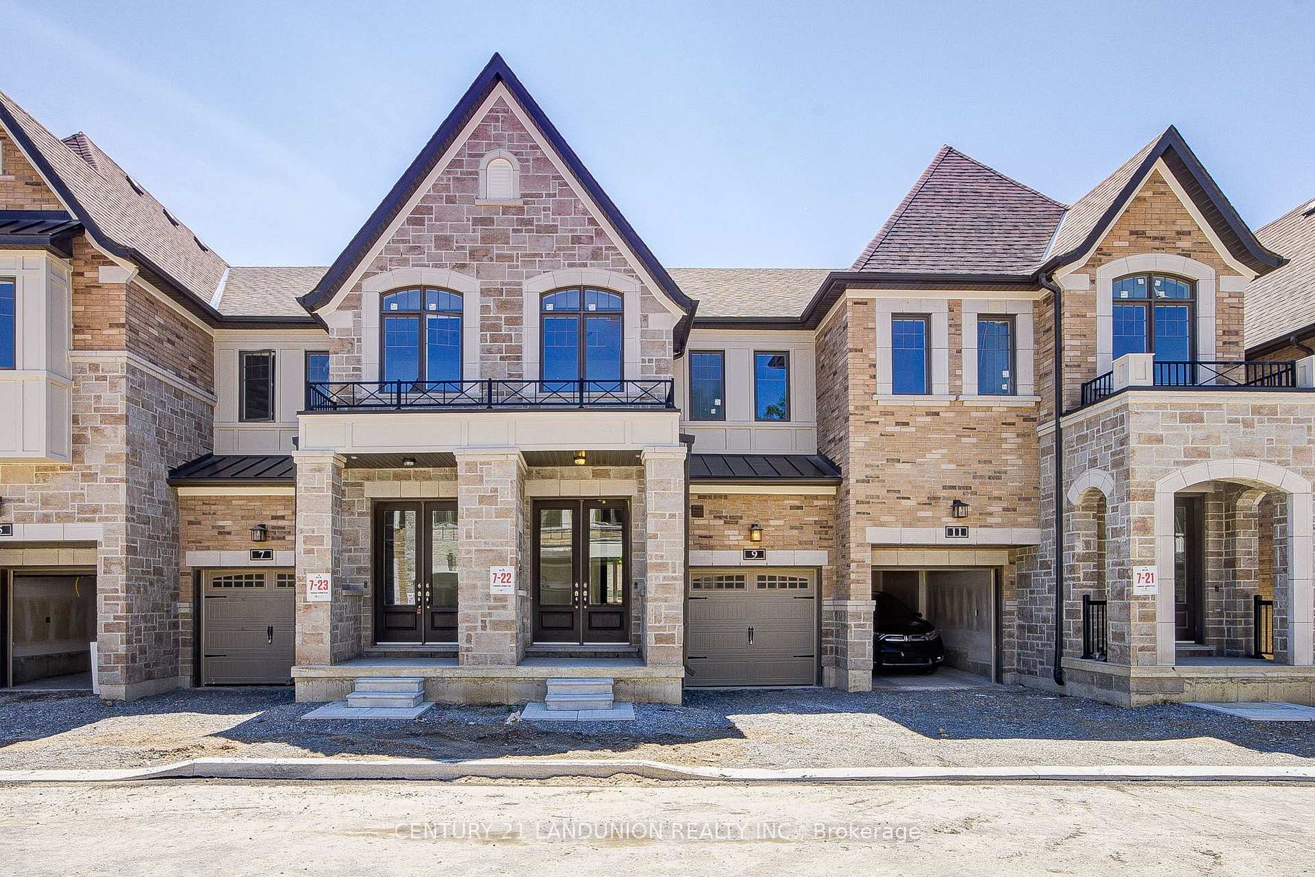 Photo 2 of Unit Lot 22, 66 Main Street, King, Schomberg — HOMEH