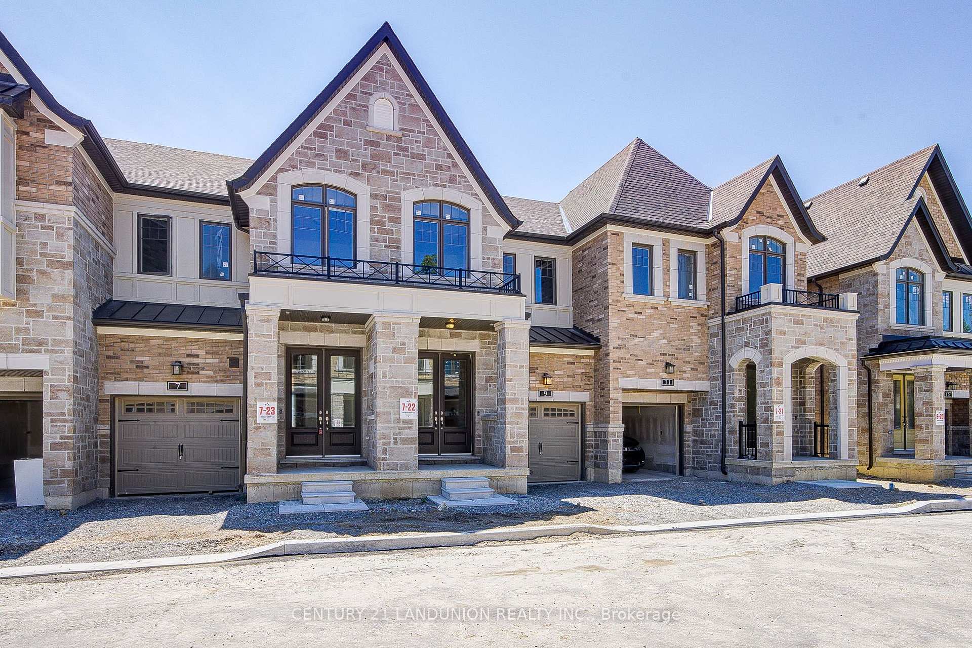 Photo 4 of Unit Lot 22, 66 Main Street, King, Schomberg — HOMEH