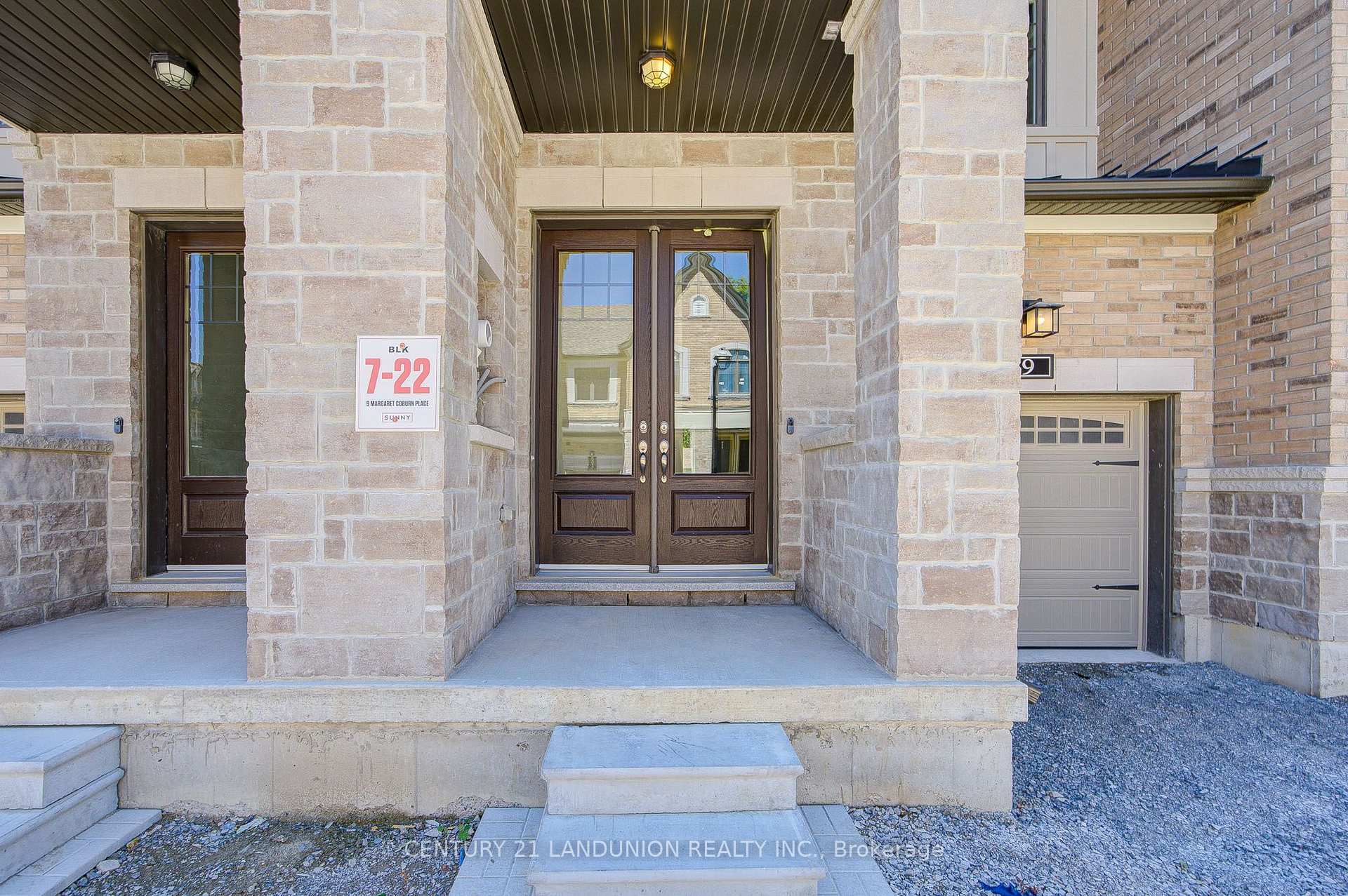 Photo 6 of Unit Lot 22, 66 Main Street, King, Schomberg — HOMEH