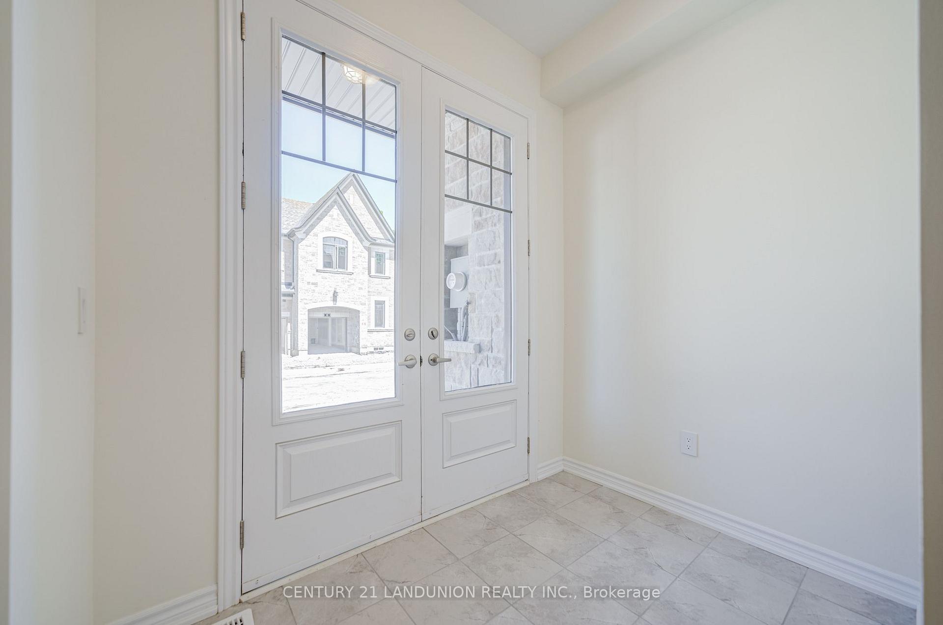 Photo 7 of Unit Lot 22, 66 Main Street, King, Schomberg — HOMEH