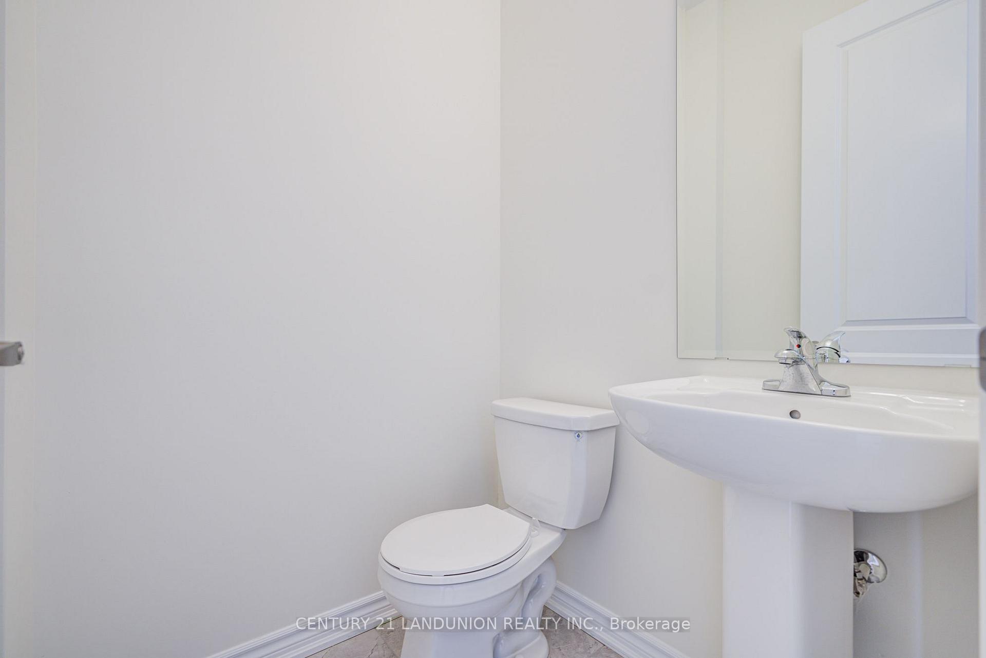 Photo 10 of Unit Lot 22, 66 Main Street, King, Schomberg — HOMEH