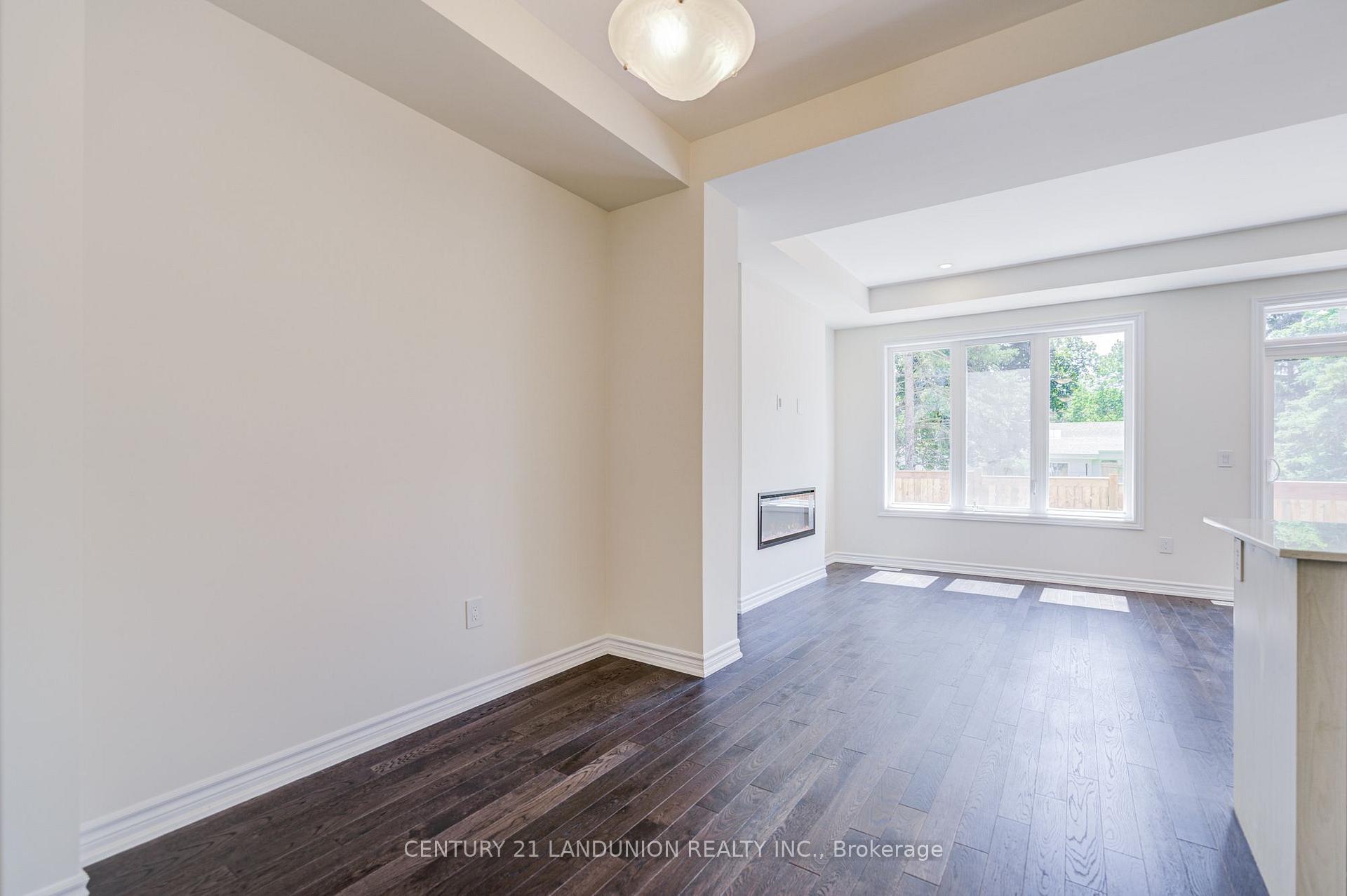 Photo 14 of Unit Lot 22, 66 Main Street, King, Schomberg — HOMEH