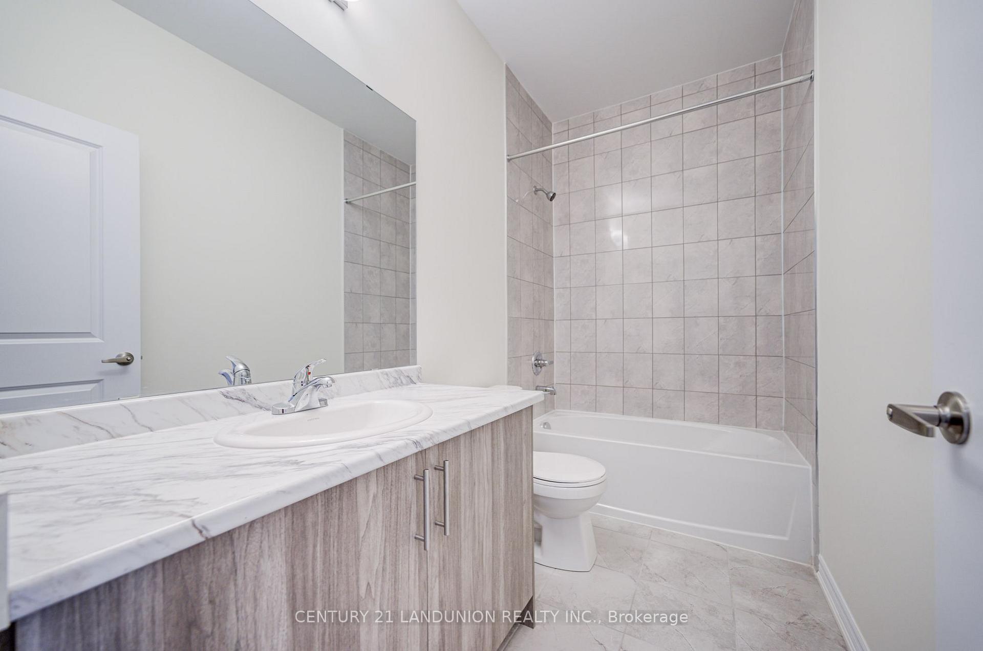Photo 38 of Unit Lot 22, 66 Main Street, King, Schomberg — HOMEH