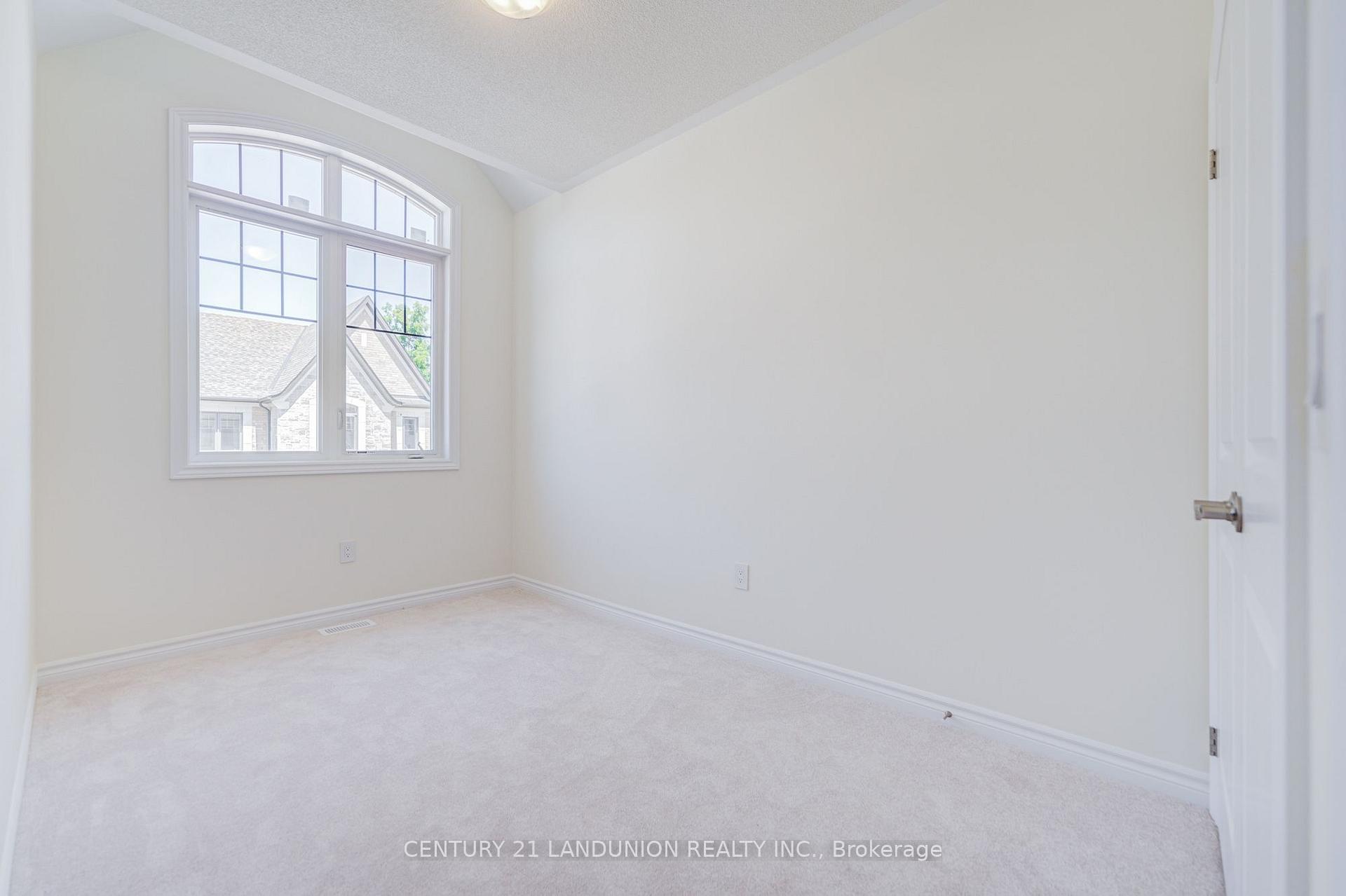 Photo 43 of Unit Lot 22, 66 Main Street, King, Schomberg — HOMEH