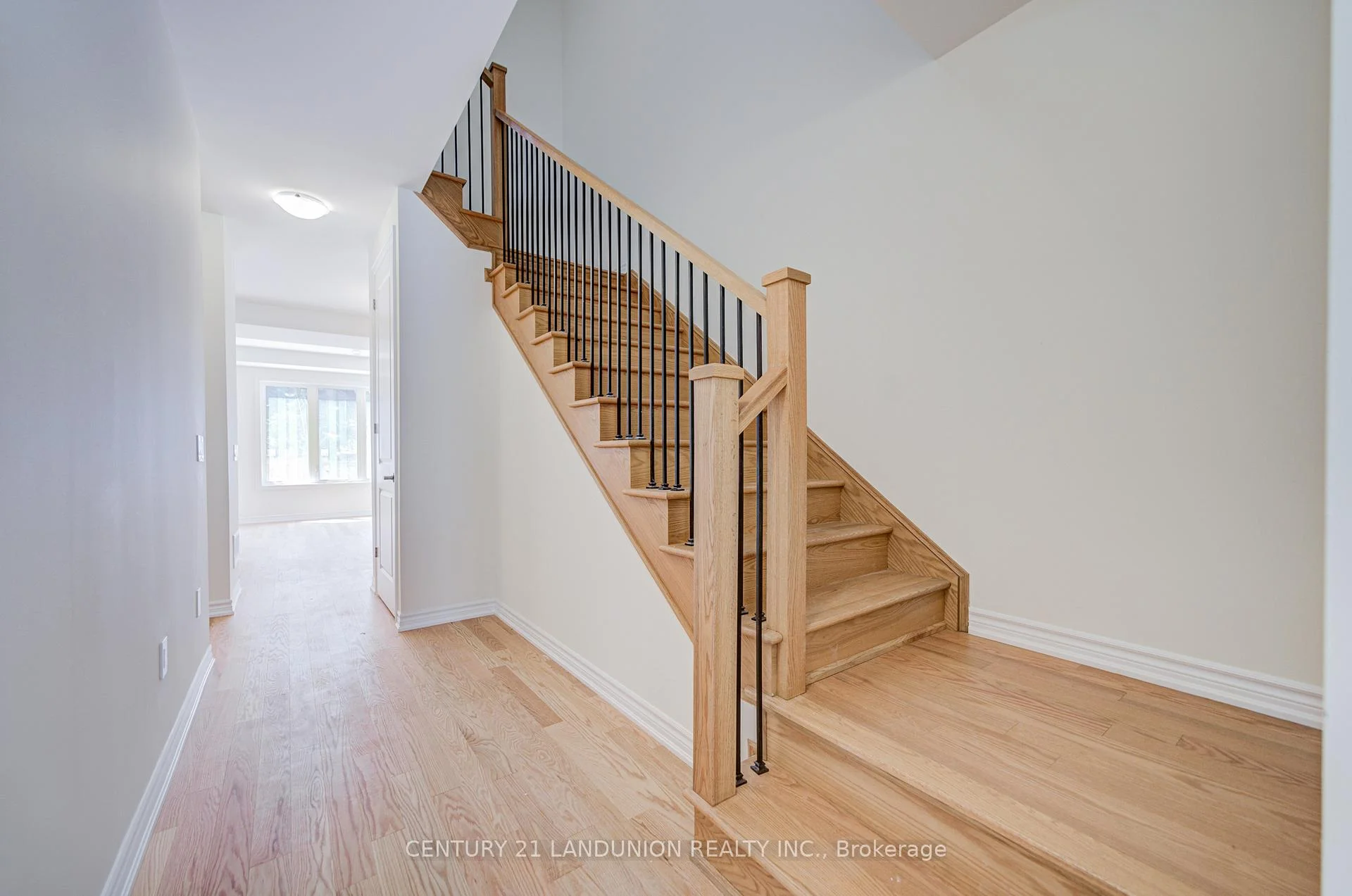 Photo 56 of Unit Lot 22, 66 Main Street, King, Schomberg — HOMEH