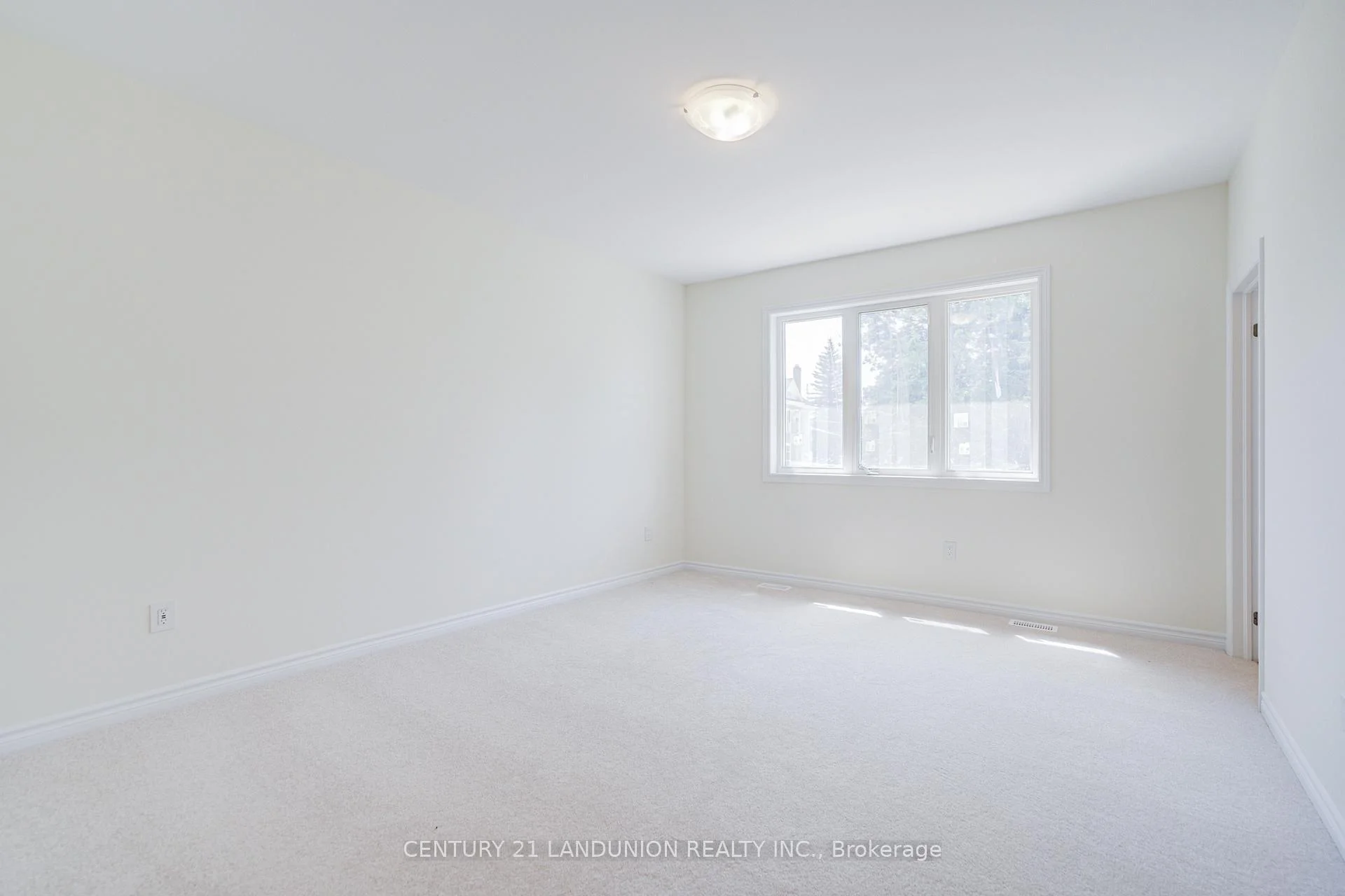 Photo 75 of Unit Lot 22, 66 Main Street, King, Schomberg — HOMEH