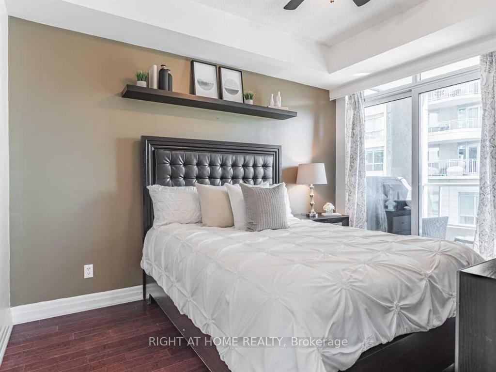 Photo 11 of Unit 207, 2087 Lake Shore Boulevard, Etobicoke, Mimico — HOMEH
