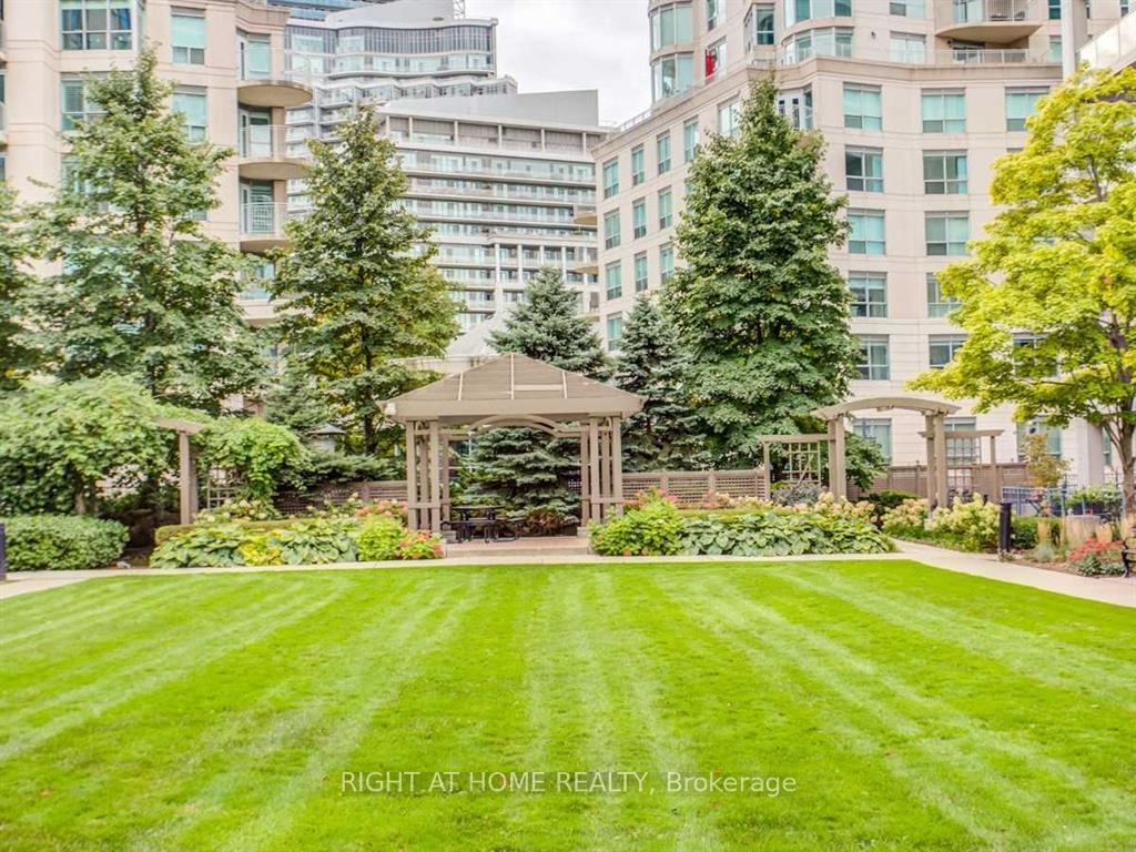 Photo 21 of Unit 207, 2087 Lake Shore Boulevard, Etobicoke, Mimico — HOMEH