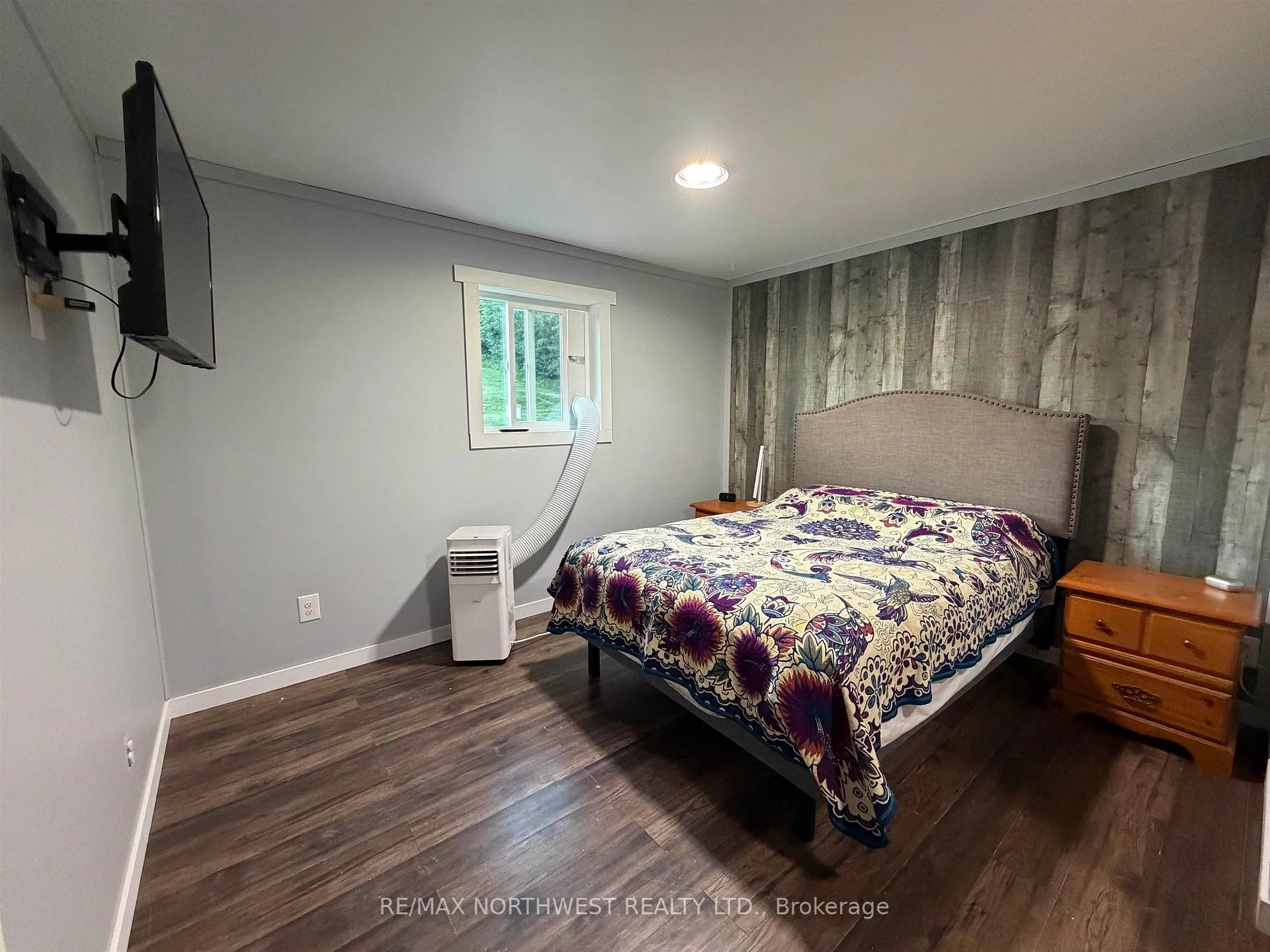 Photo 9 of 16 James Road, Kenora, Redditt Road East — HOMEH