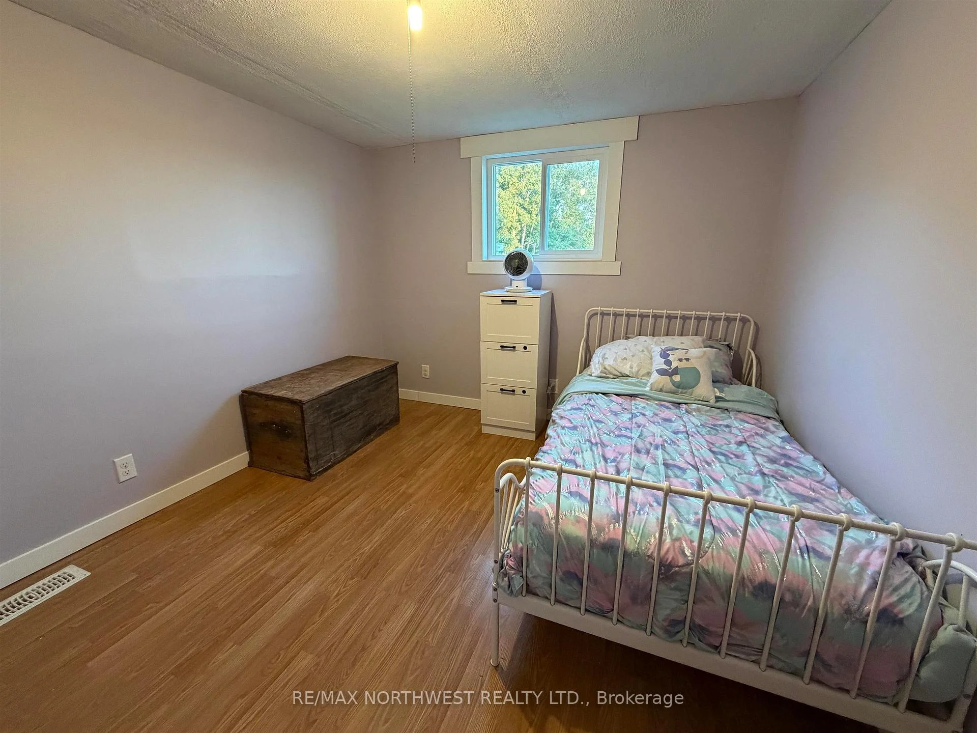 Photo 11 of 16 James Road, Kenora, Redditt Road East — HOMEH