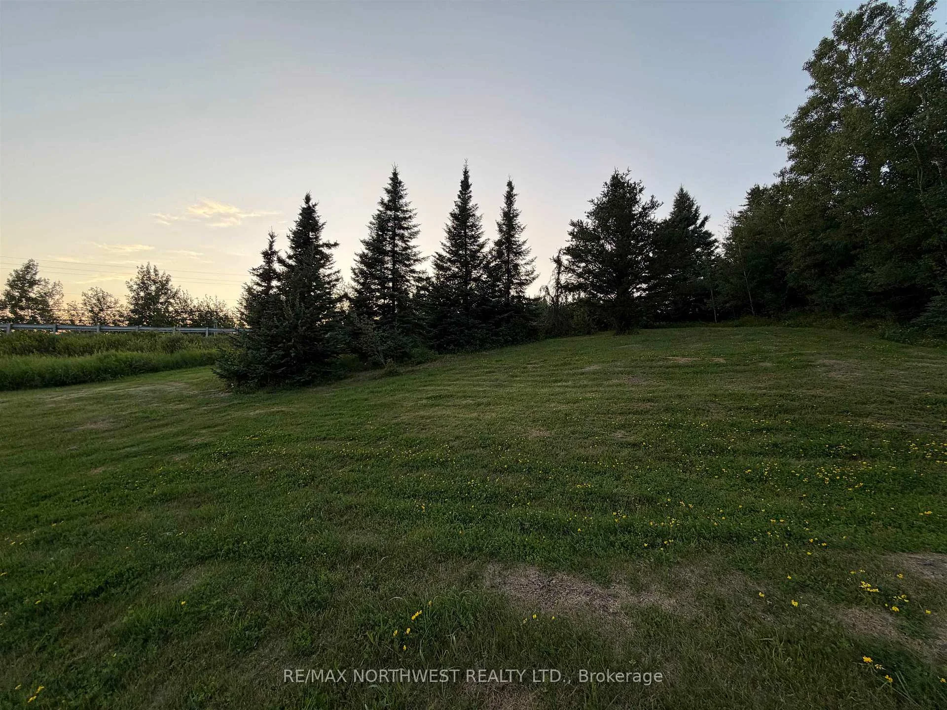 Photo 19 of 16 James Road, Kenora, Redditt Road East — HOMEH