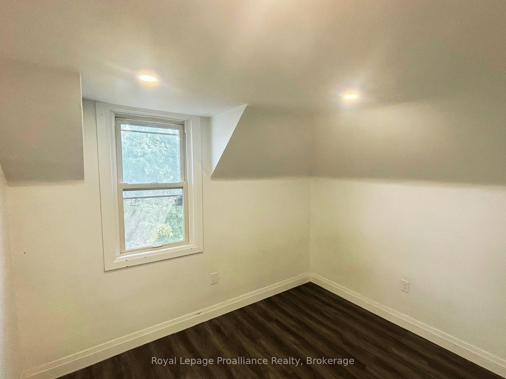 Photo 14 of 18 Ritchie Avenue, Belleville, Belleville Ward — HOMEH