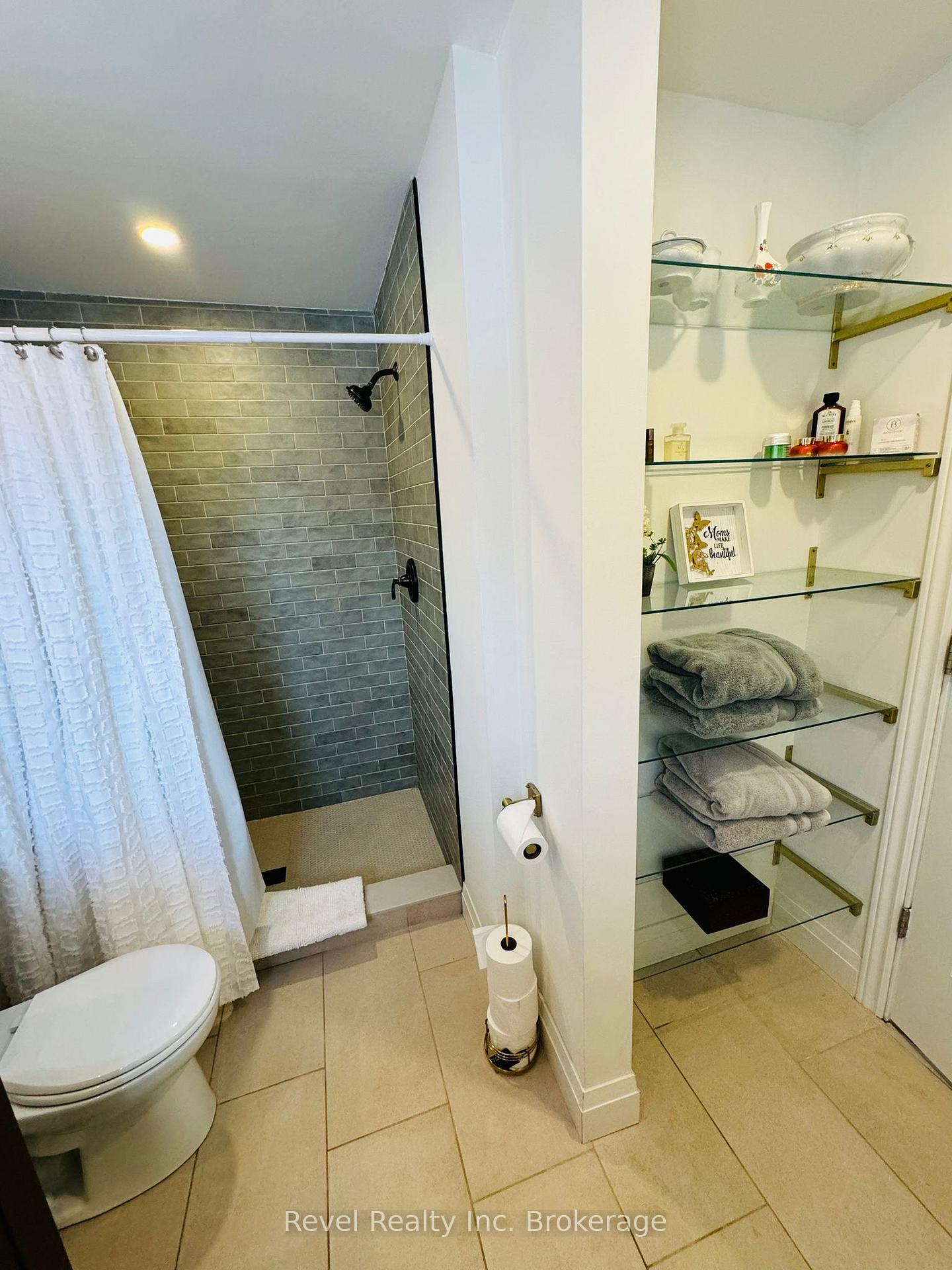 Photo 16 of 541 Donald Street, Mattawa — HOMEH