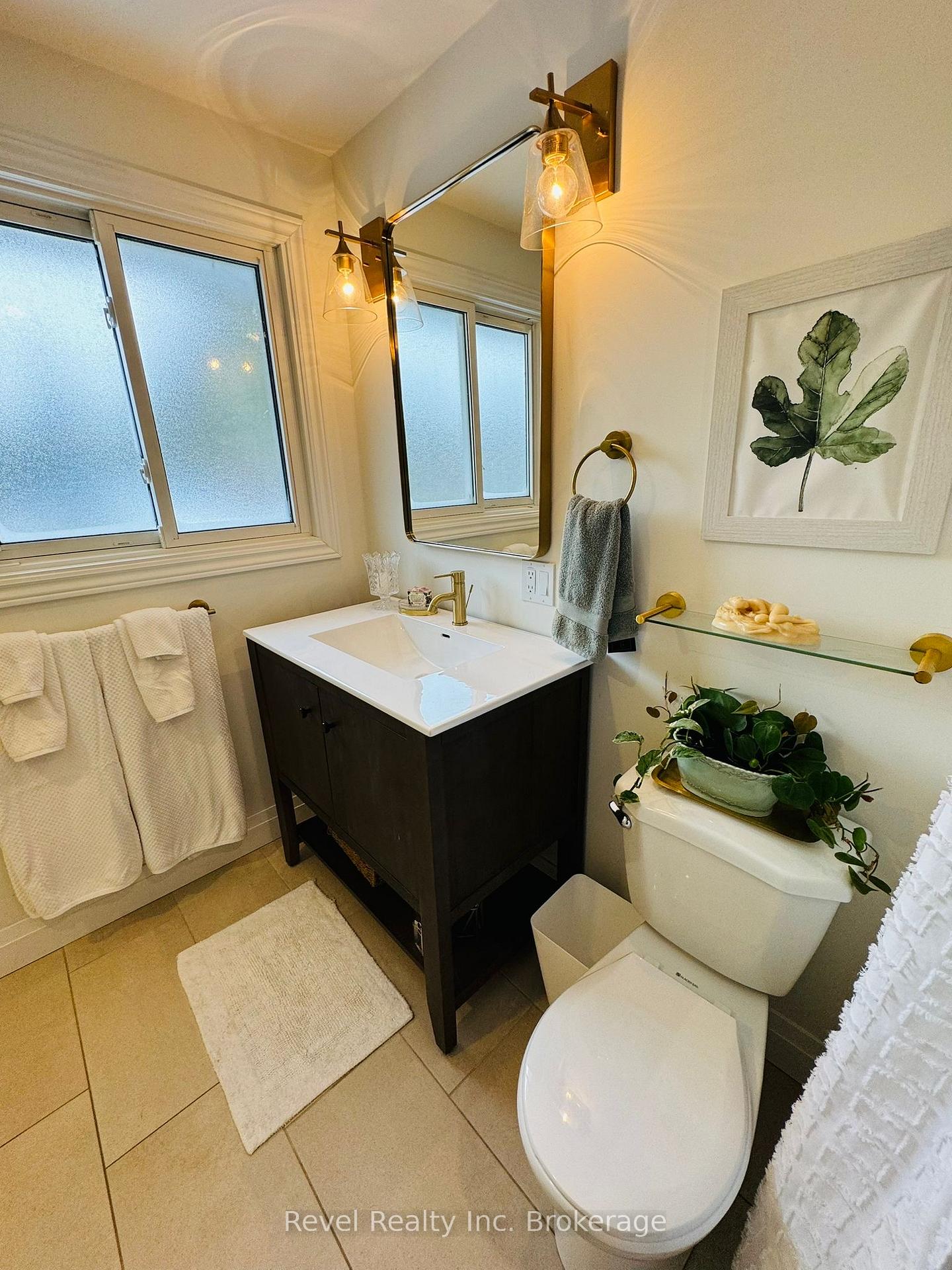 Photo 17 of 541 Donald Street, Mattawa — HOMEH