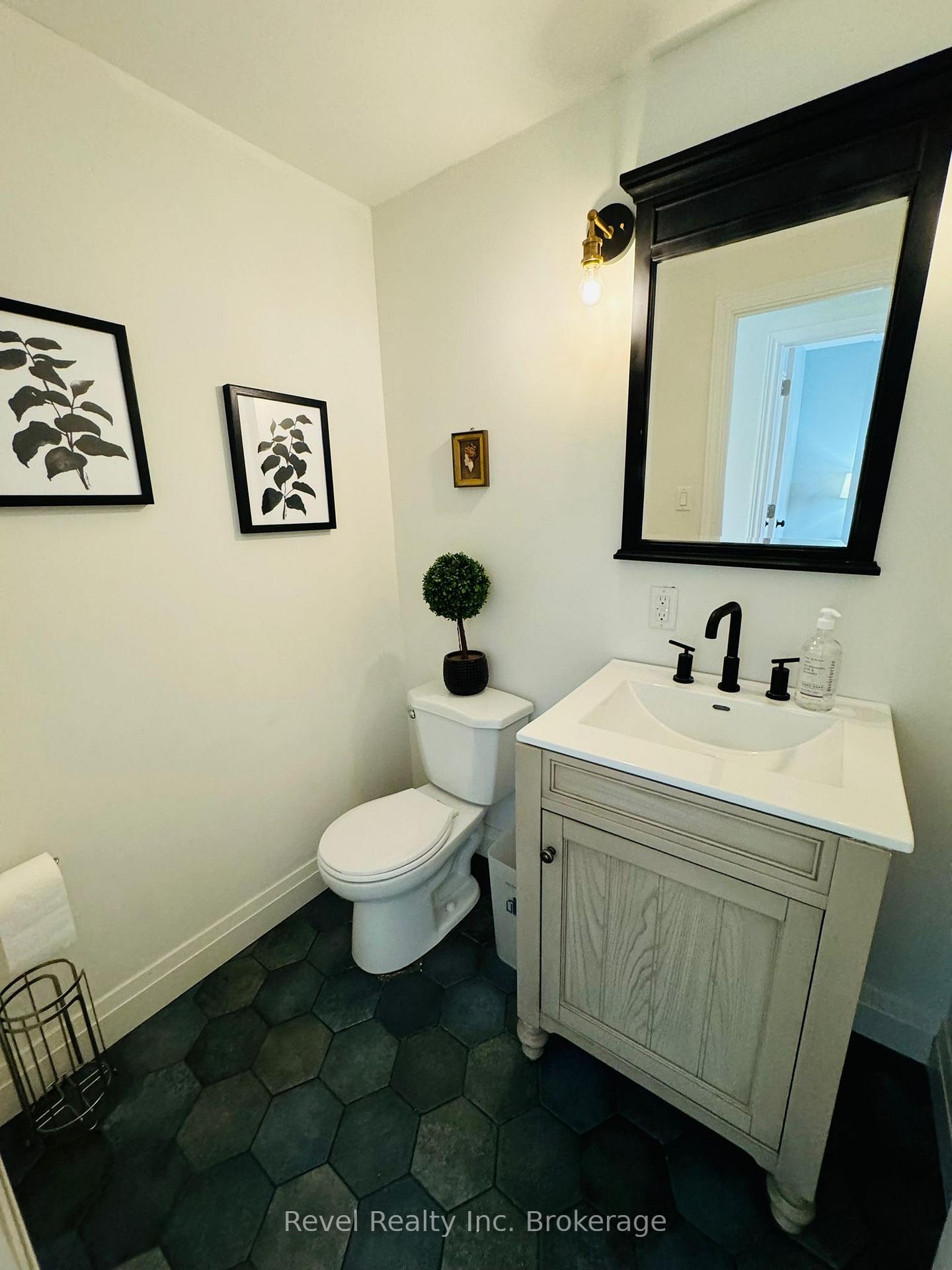 Photo 21 of 541 Donald Street, Mattawa — HOMEH
