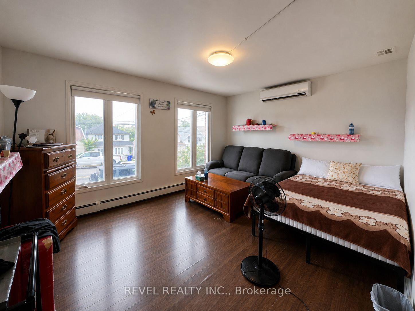 Photo 2 of 146 Pine Street N, Timmins, TNE - Hill District — HOMEH