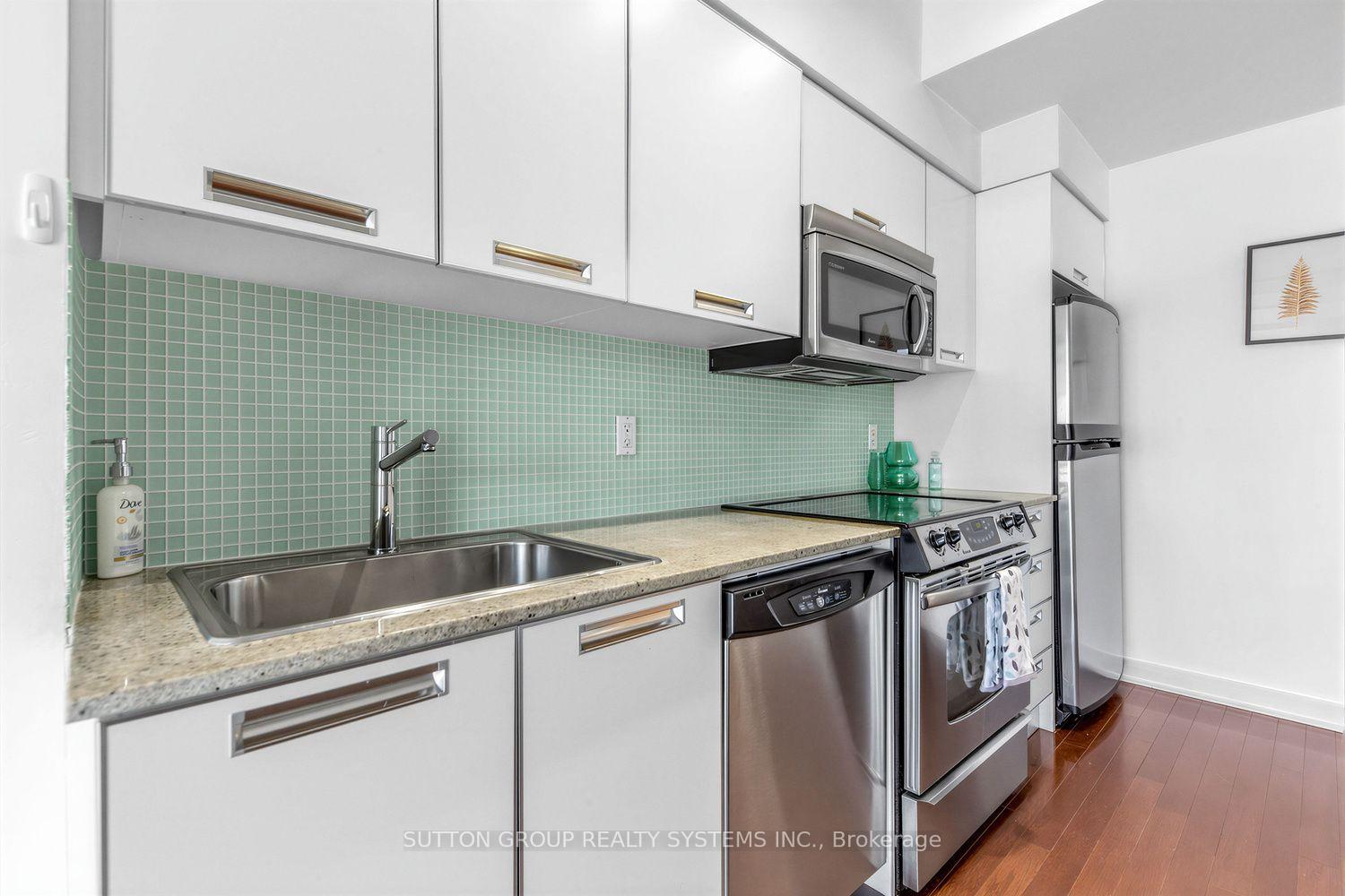 Photo 11 of Unit 1406, 33 Charles Street E, Toronto, Church-Yonge Corridor — HOMEH