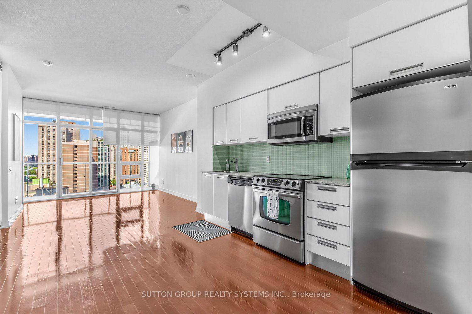 Photo 12 of Unit 1406, 33 Charles Street E, Toronto, Church-Yonge Corridor — HOMEH