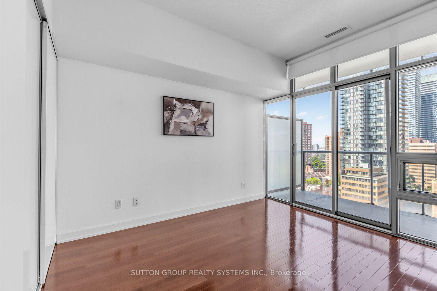 Photo 14 of Unit 1406, 33 Charles Street E, Toronto, Church-Yonge Corridor — HOMEH