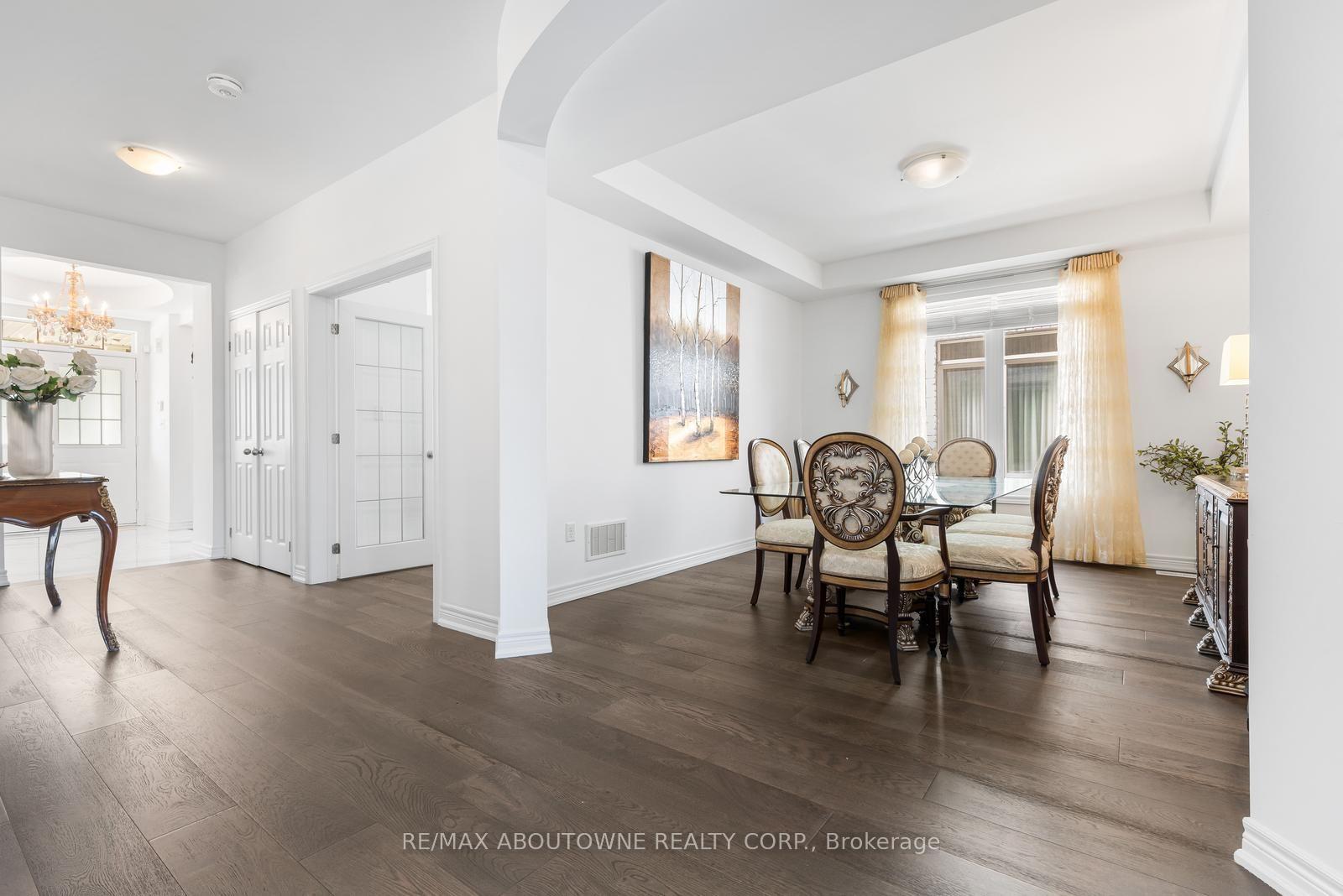 Photo 7 of 3308 Liptay Avenue, Oakville, Bronte Creek — HOMEH