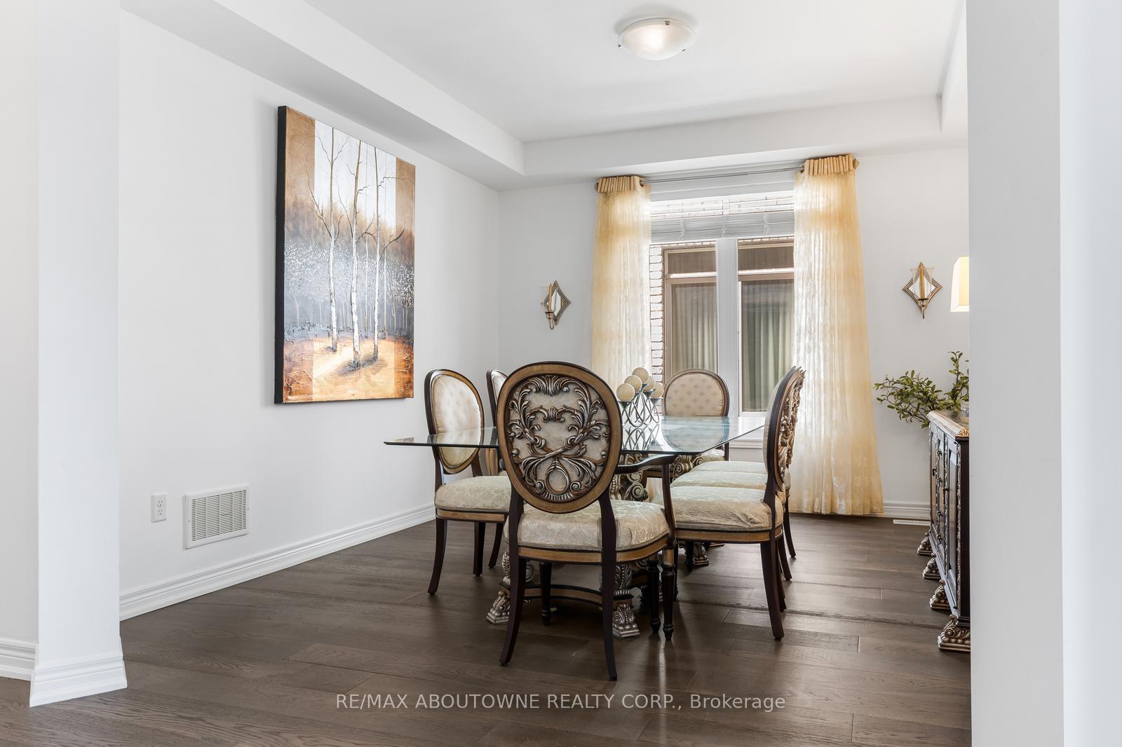 Photo 8 of 3308 Liptay Avenue, Oakville, Bronte Creek — HOMEH