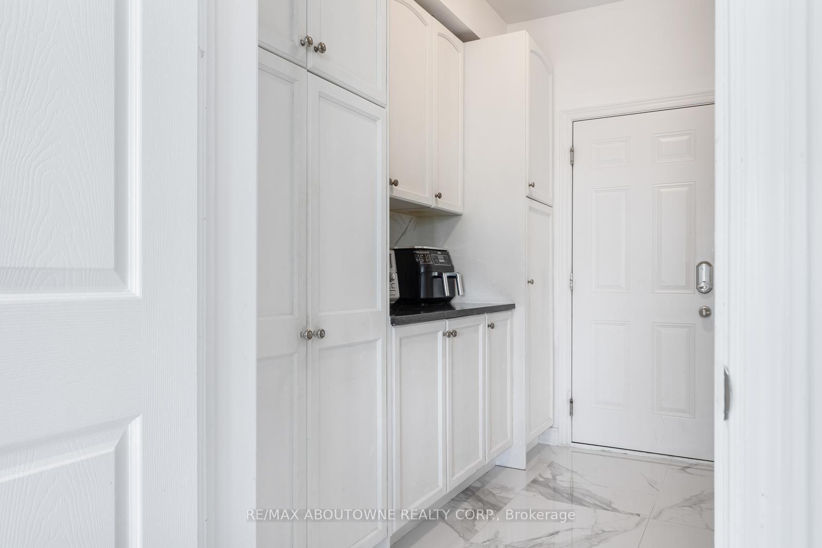 Photo 21 of 3308 Liptay Avenue, Oakville, Bronte Creek — HOMEH