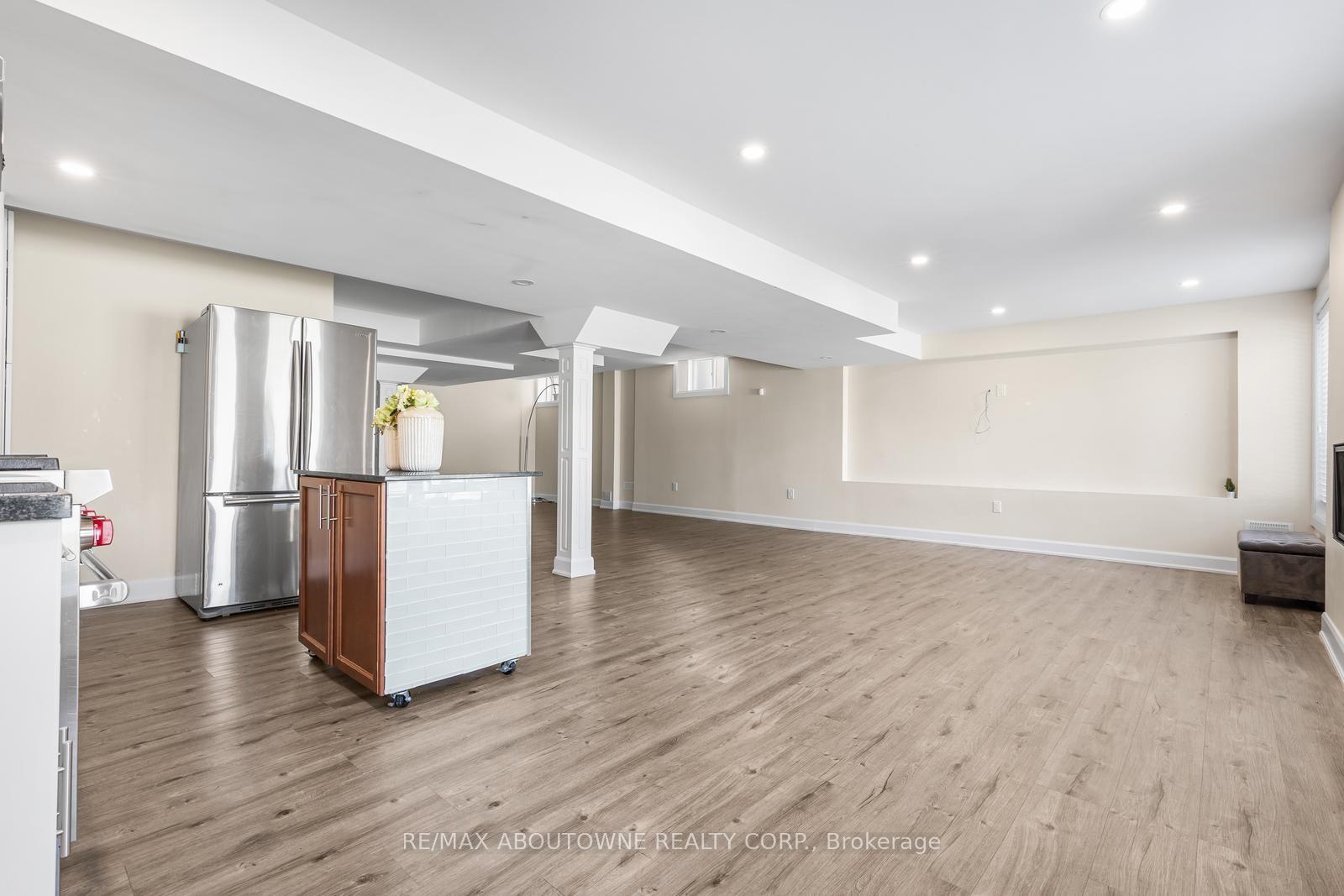 Photo 38 of 3308 Liptay Avenue, Oakville, Bronte Creek — HOMEH