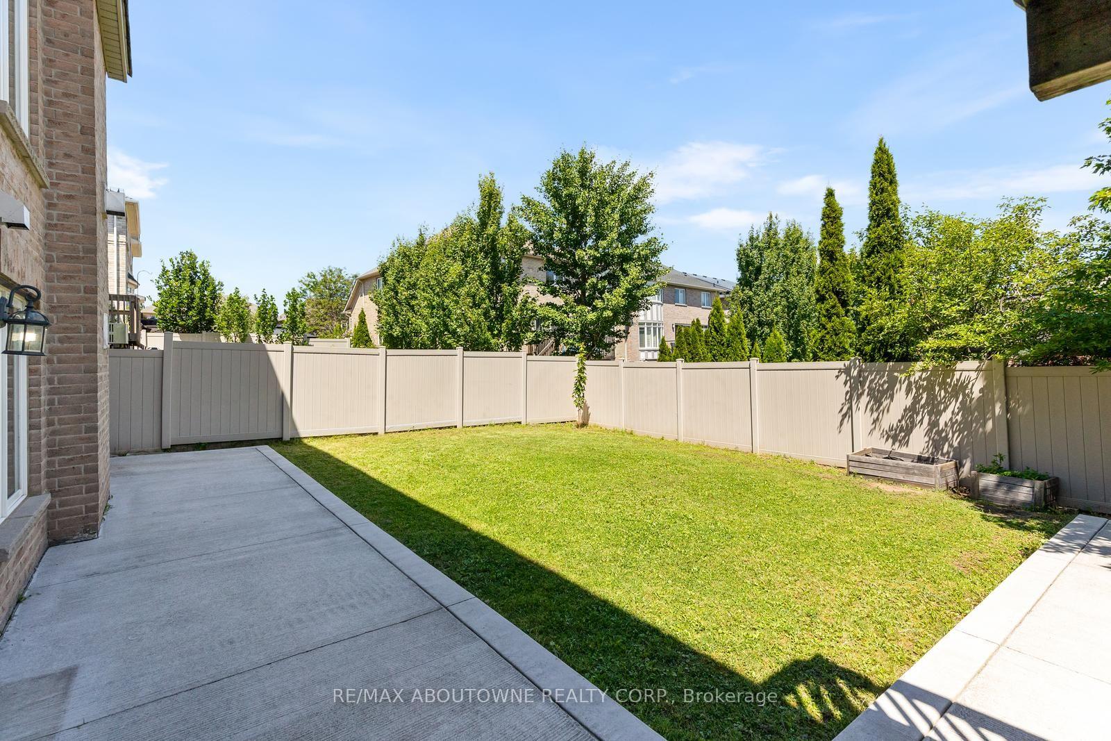 Photo 46 of 3308 Liptay Avenue, Oakville, Bronte Creek — HOMEH