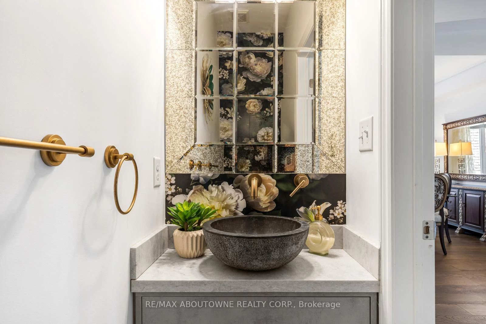 Photo 20 of 3308 Liptay Avenue, Oakville, Bronte Creek — HOMEH