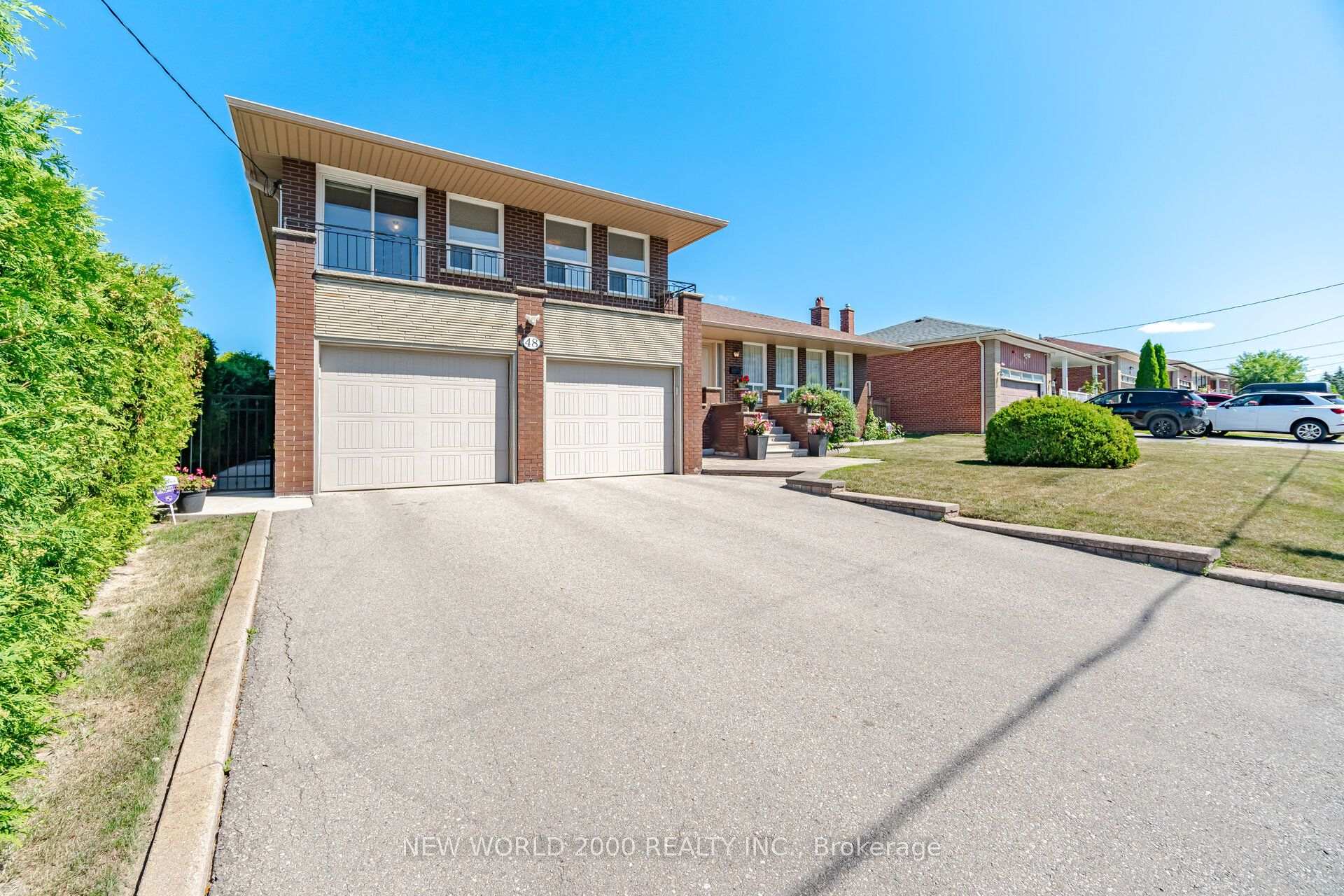 Photo 2 of 48 Clair Road, North York, Glenfield-Jane Heights — HOMEH