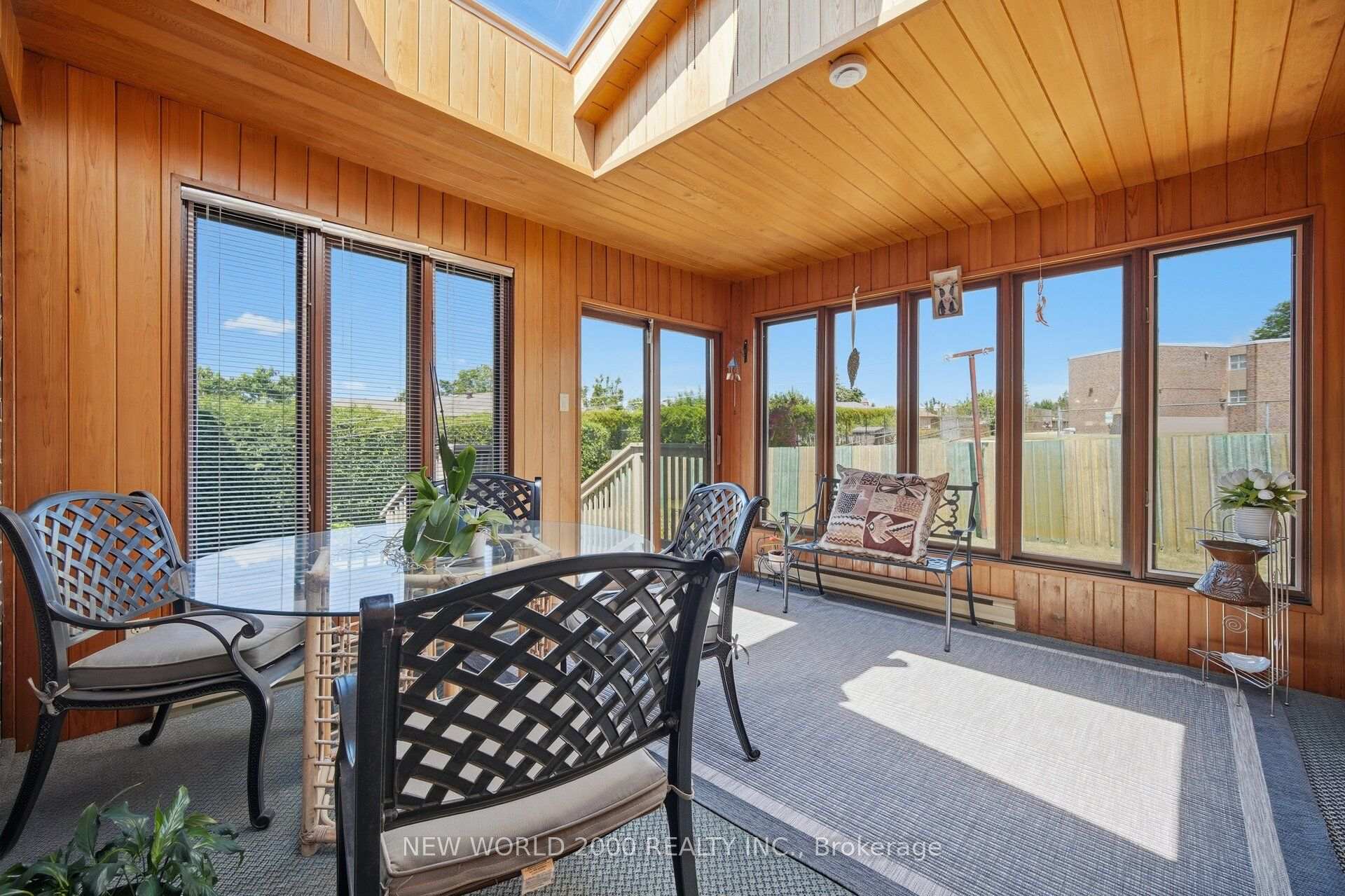 Photo 13 of 48 Clair Road, North York, Glenfield-Jane Heights — HOMEH