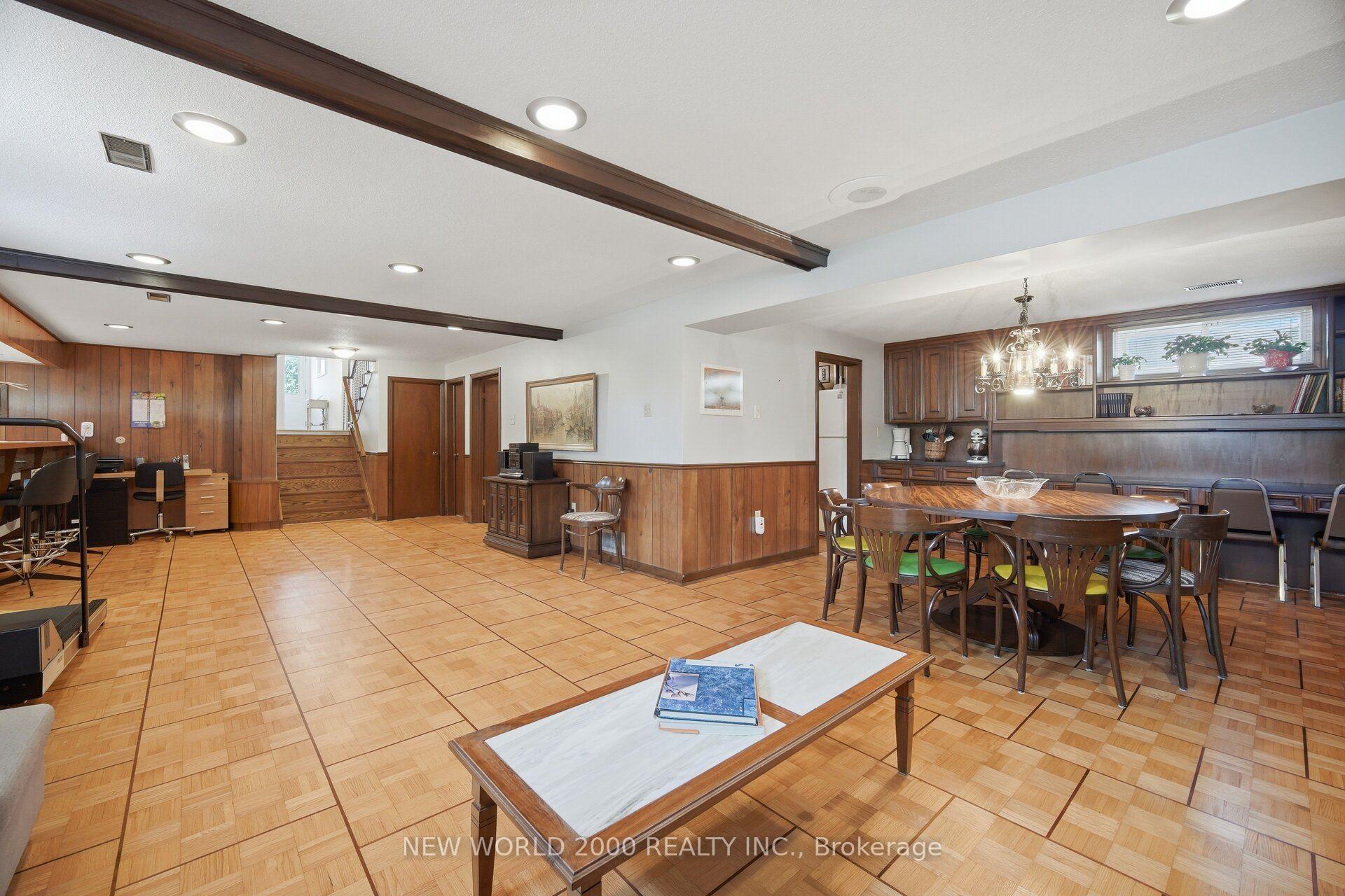 Photo 31 of 48 Clair Road, North York, Glenfield-Jane Heights — HOMEH